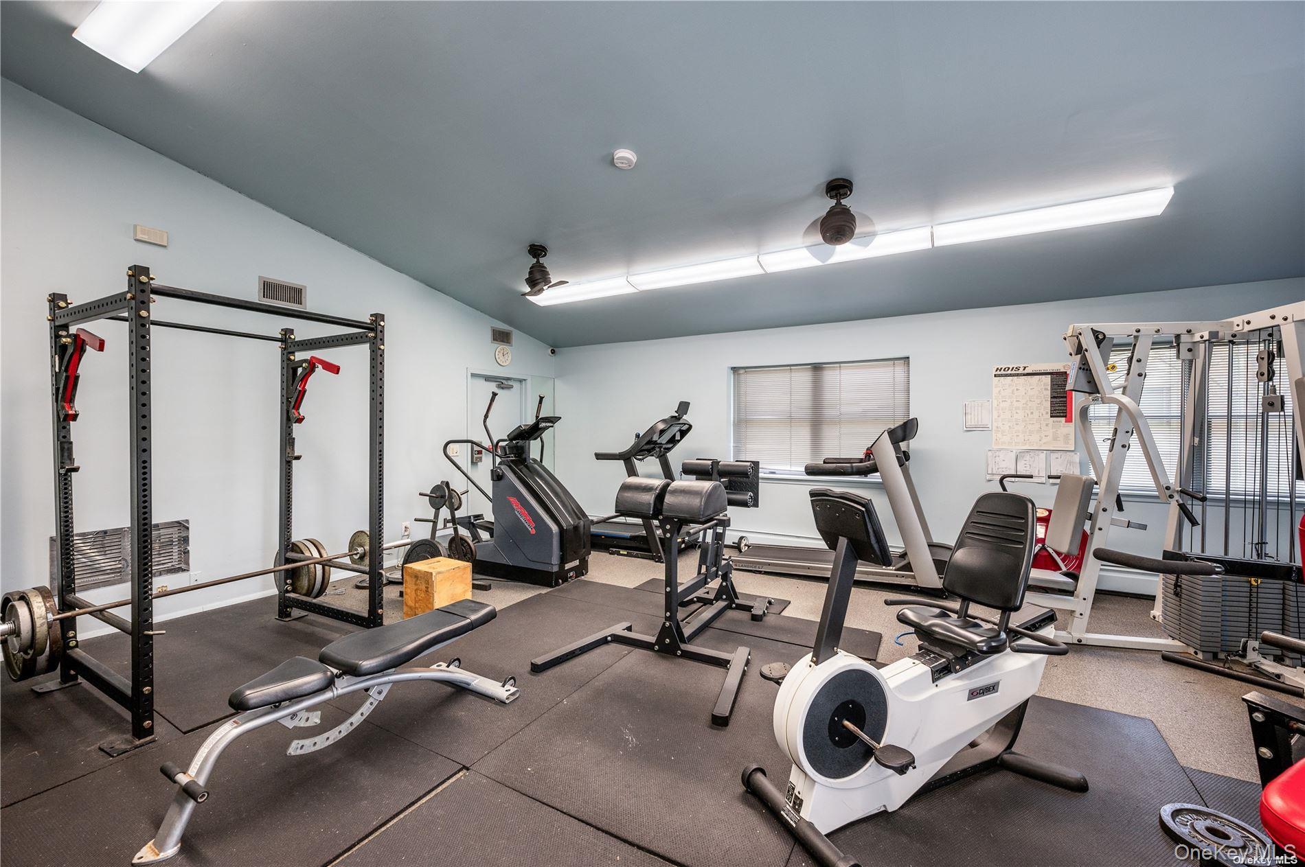 2449F Union Boulevard, Unit 12B photo 13