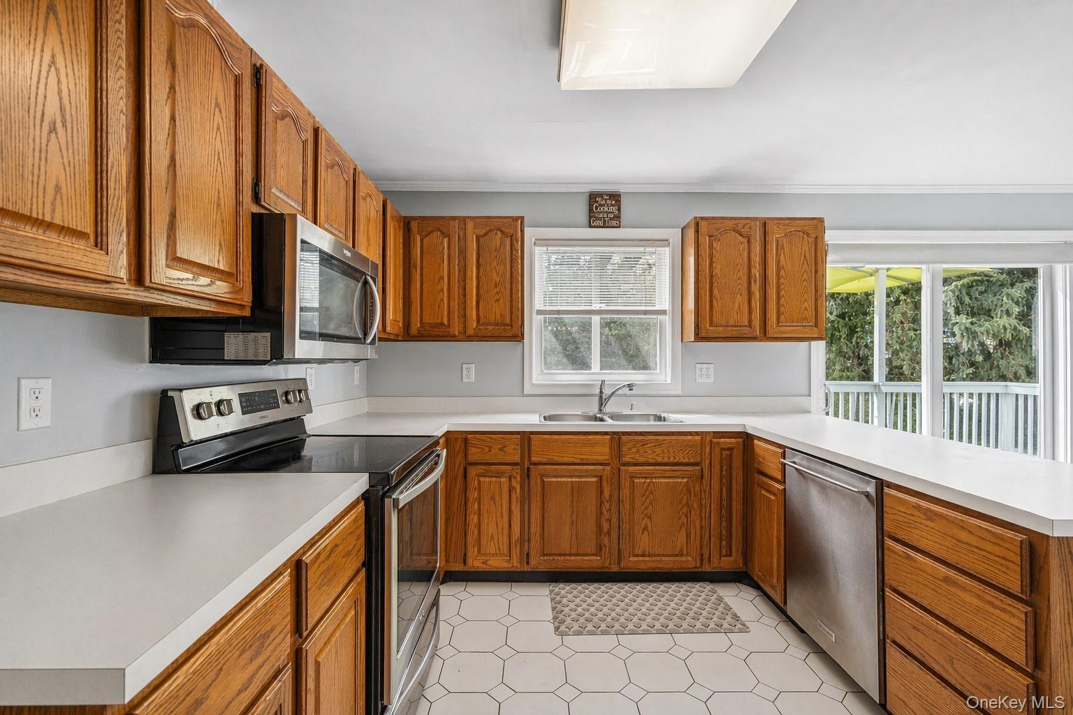 6 Cedar Avenue – For Sale photo 4