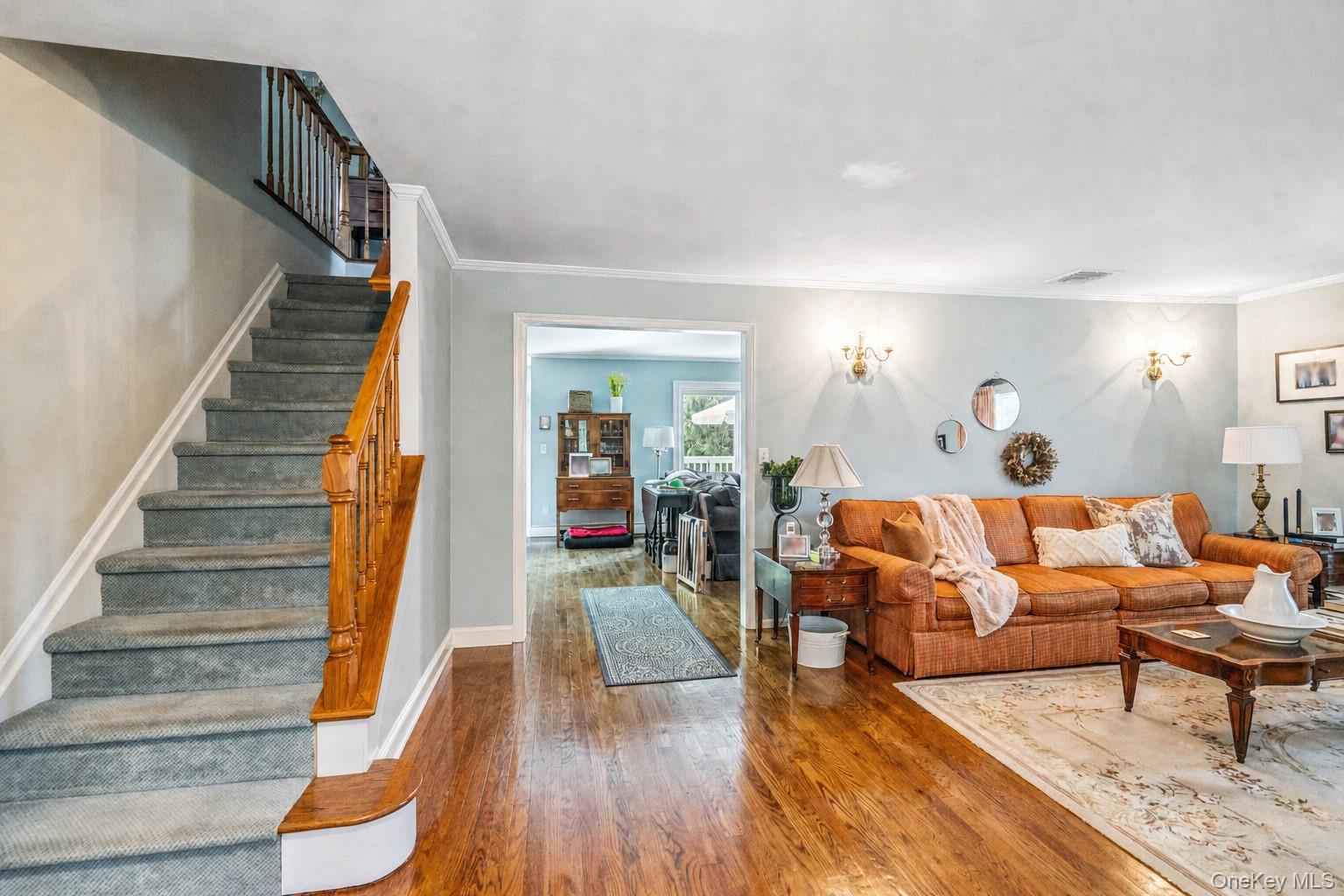 6 Cedar Avenue – For Sale photo 3
