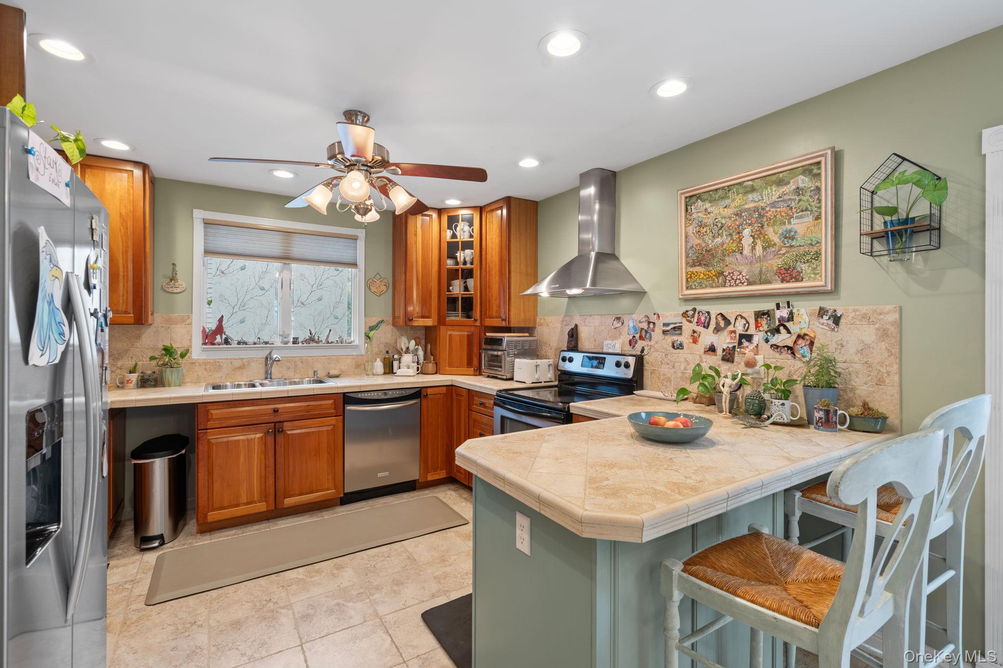 35 Highland Avenue – For Sale photo 3