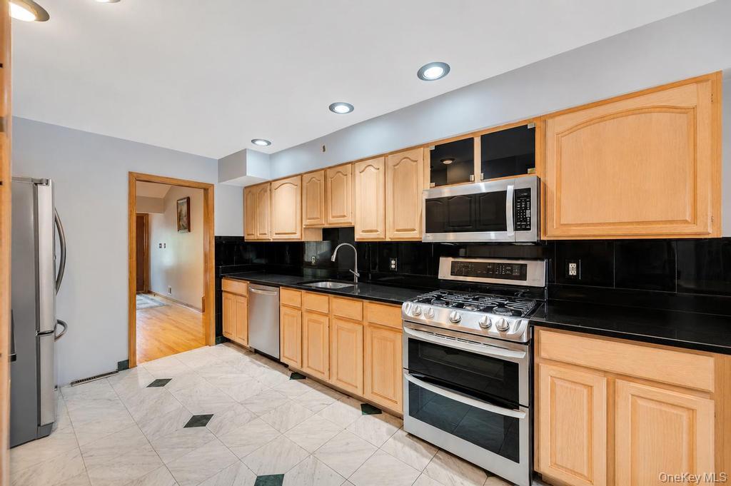 372 Hungry Harbor Road – For Sale photo 15