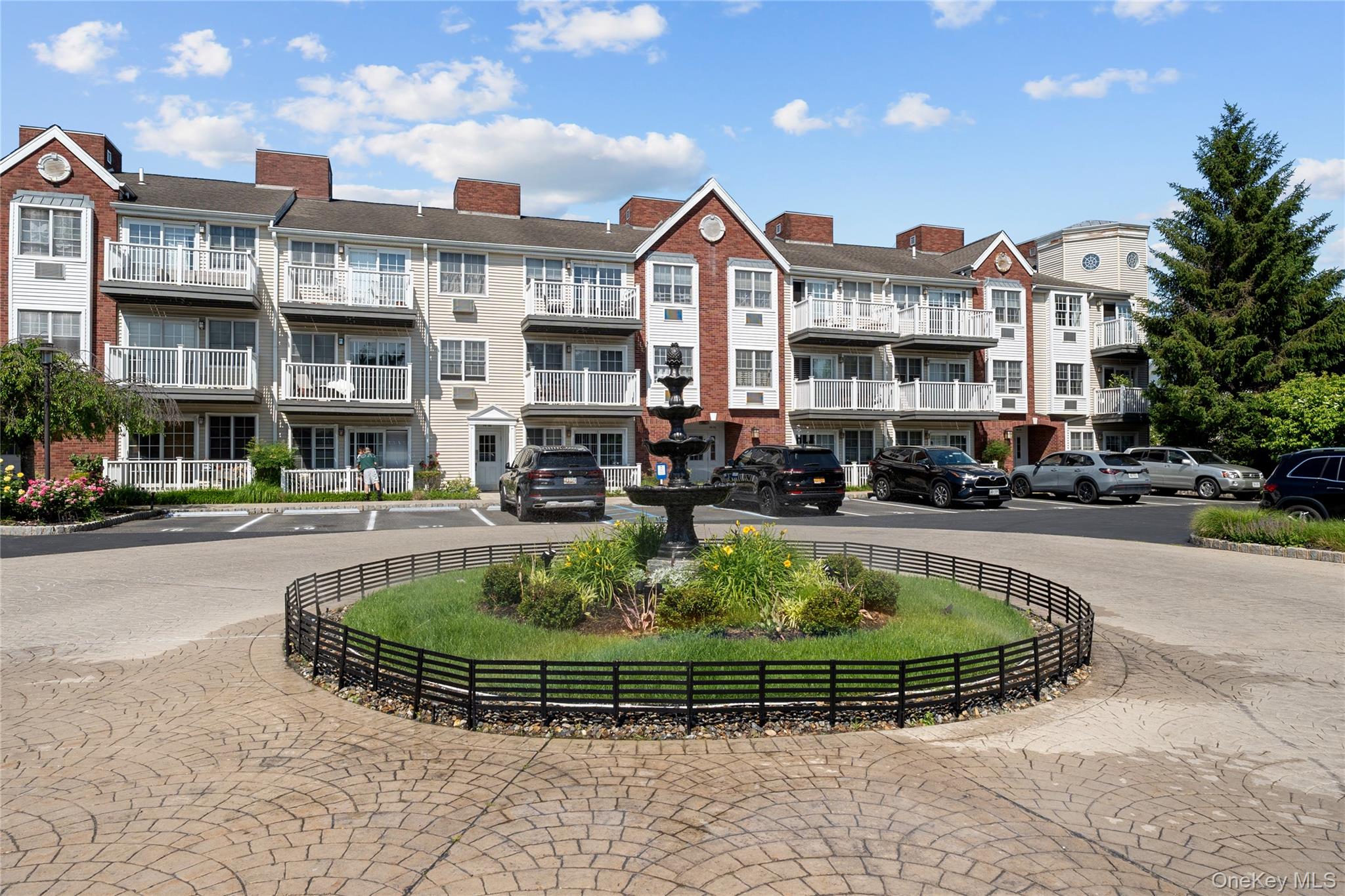 9452 Magnolia Court, Unit 1B