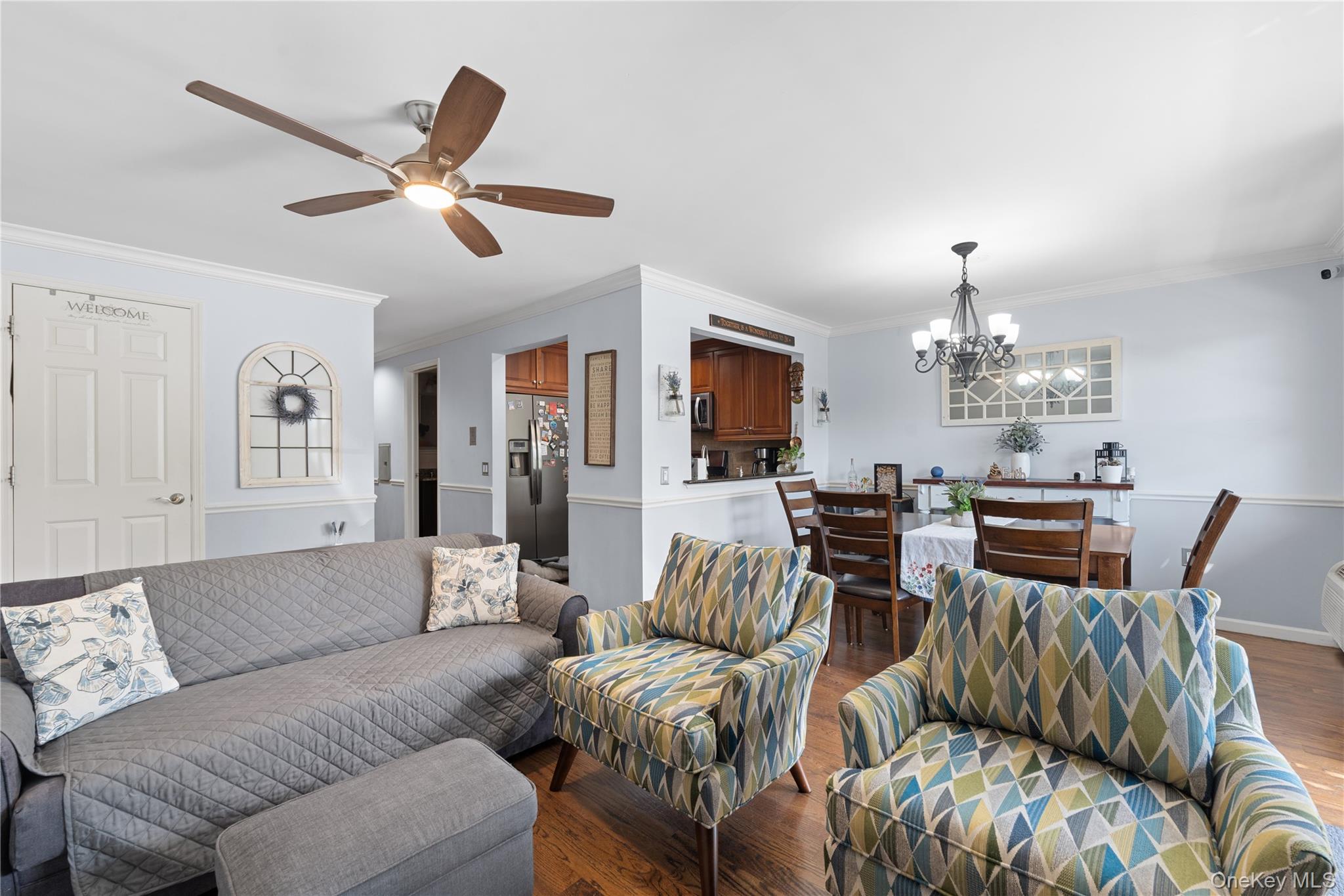 9452 Magnolia Court, Unit 1B photo 8