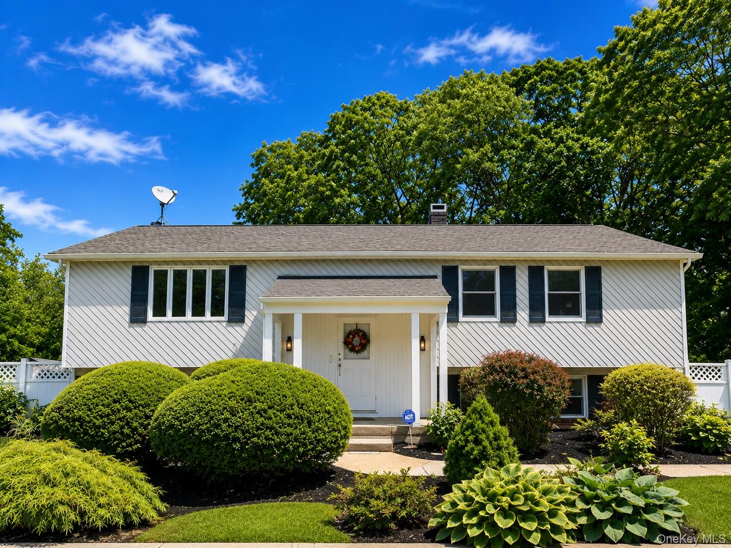 27 Wedgewood Drive – For Sale photo 3