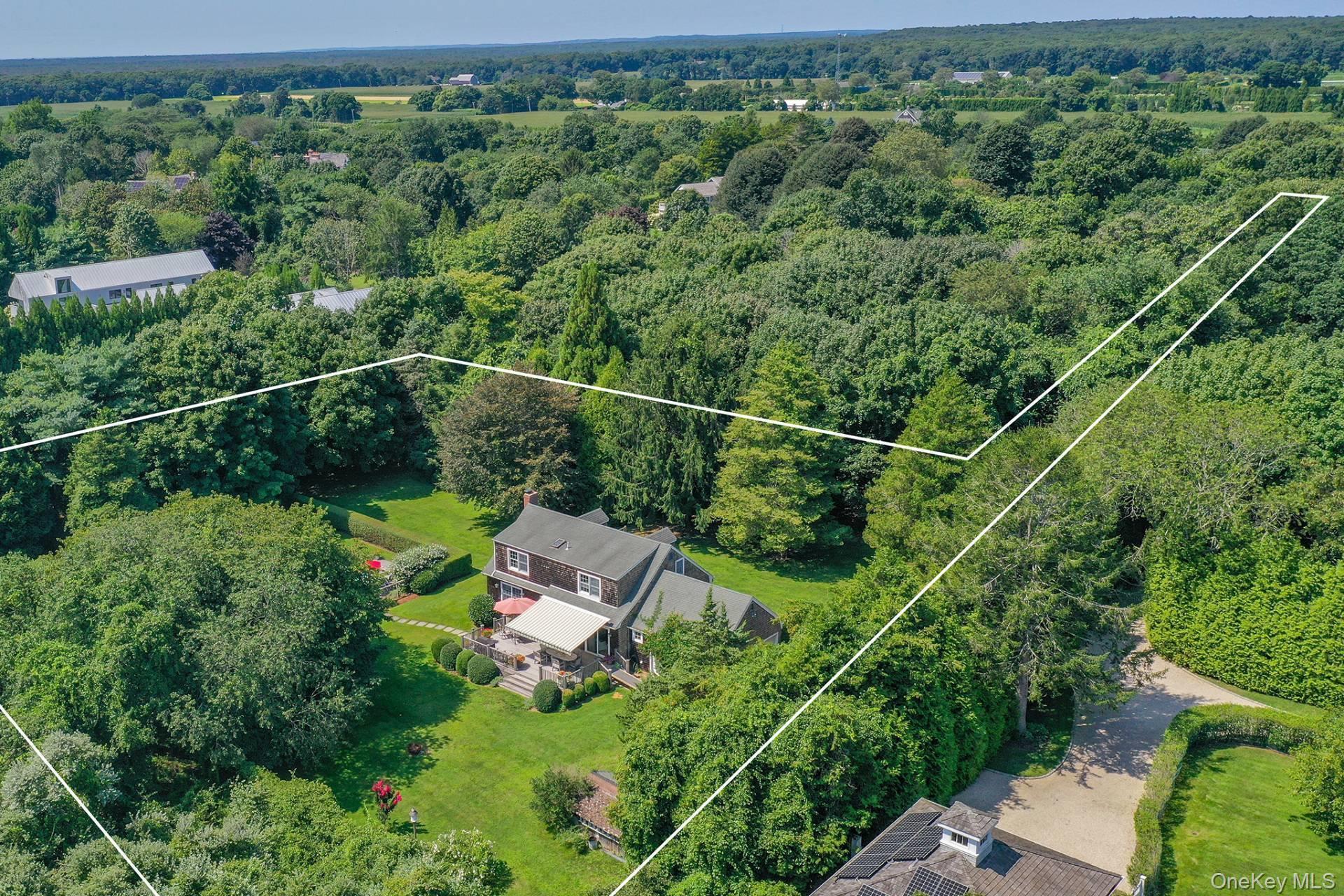 20 Fieldview Lane – For Sale photo 3