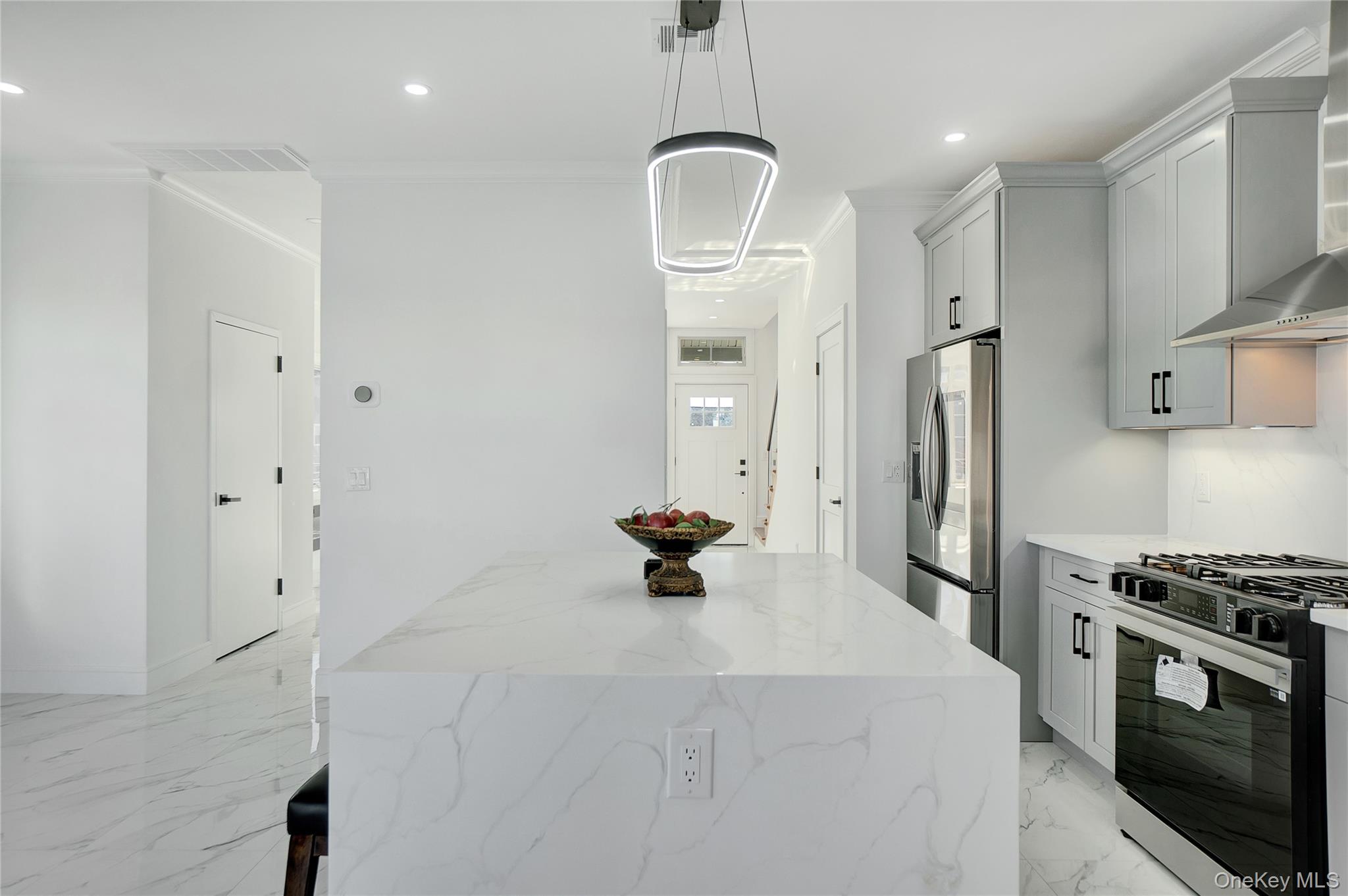 14 James Street – For Sale photo 11