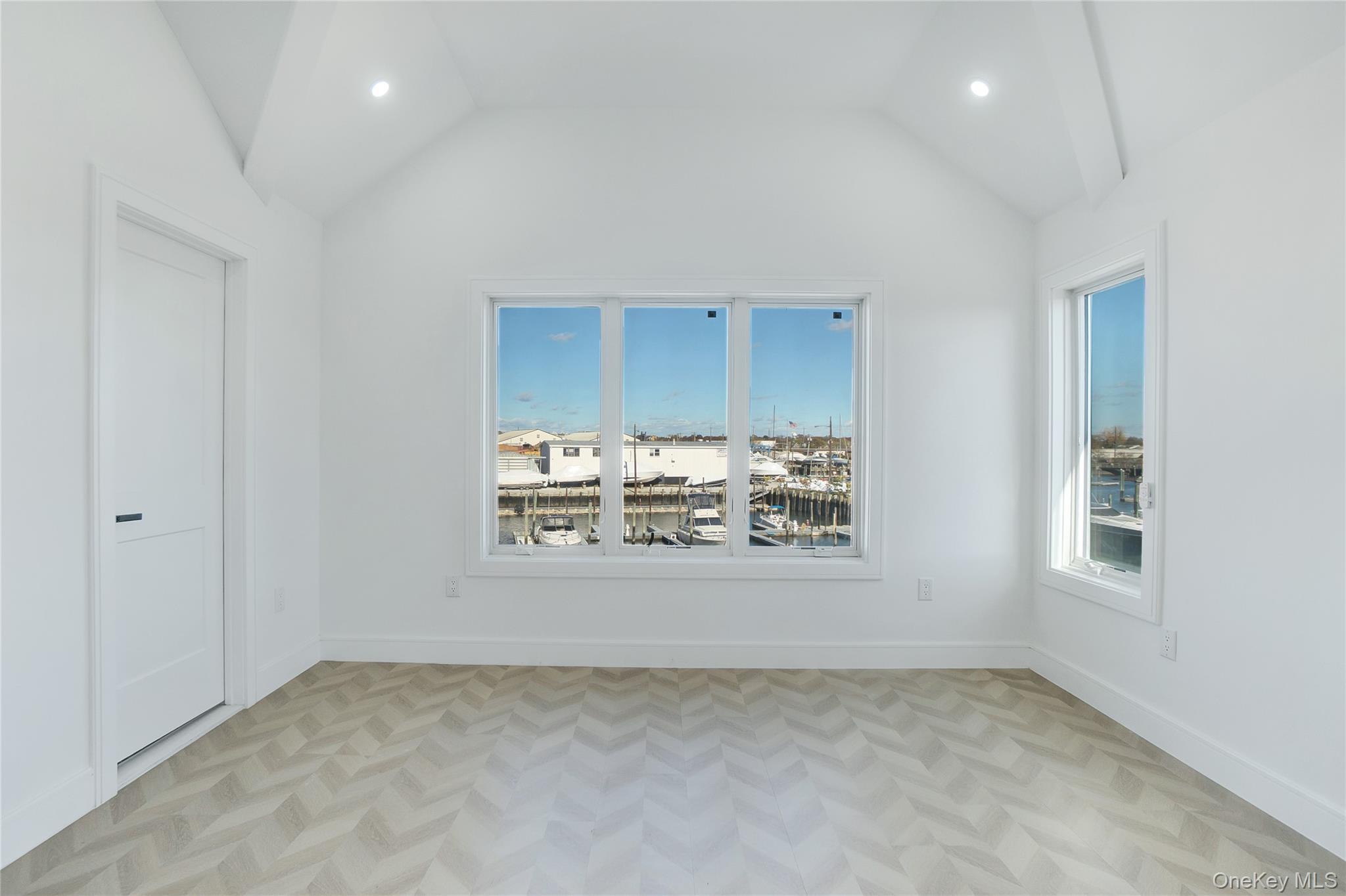 14 James Street – For Sale photo 20