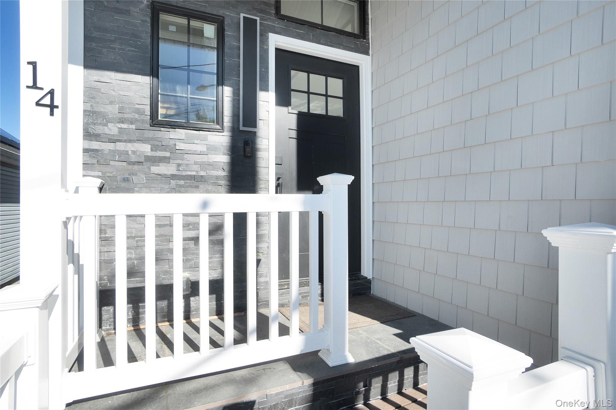 14 James Street – For Sale photo 2