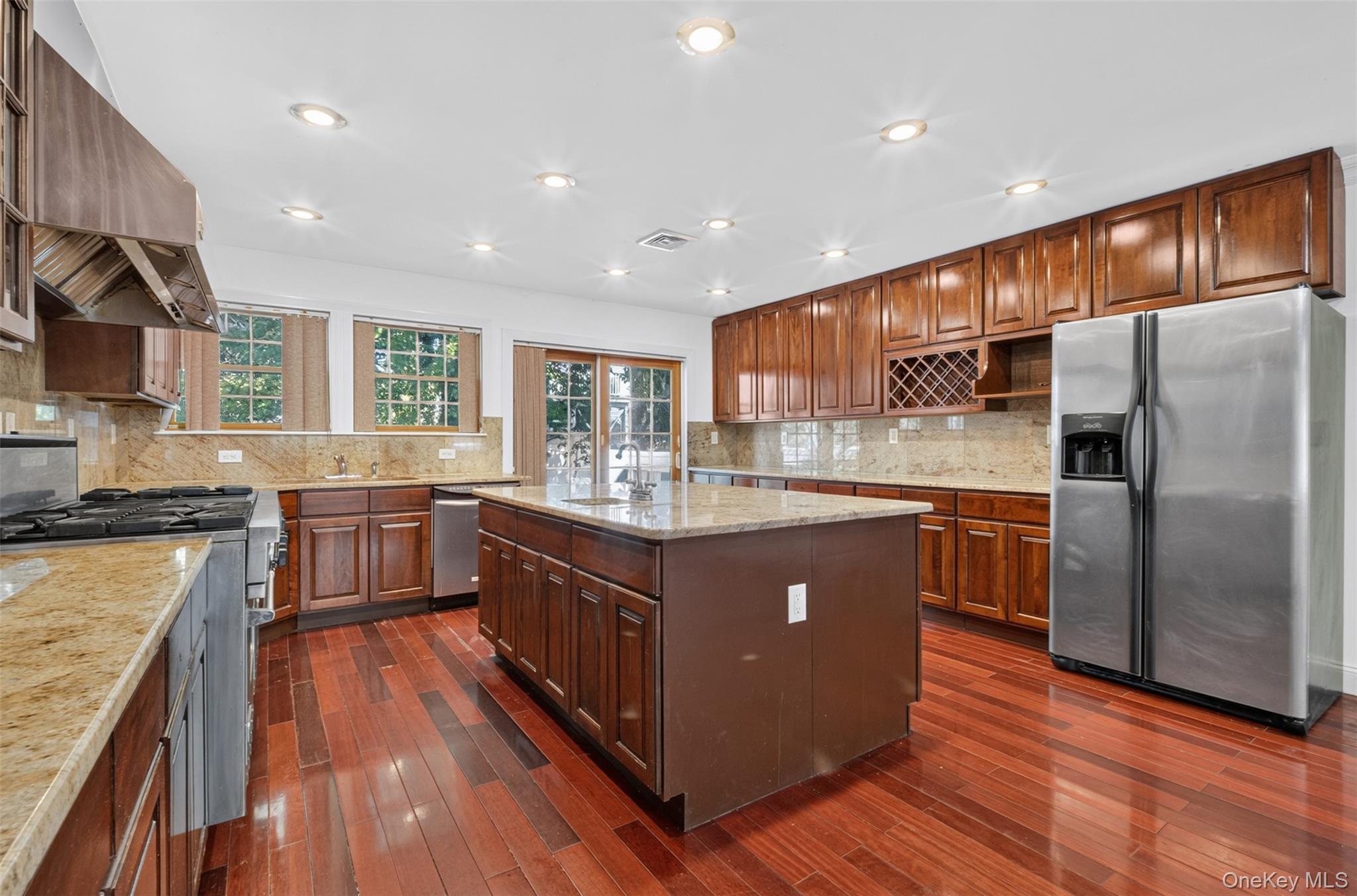 45 Yennicock Avenue – For Sale photo 12