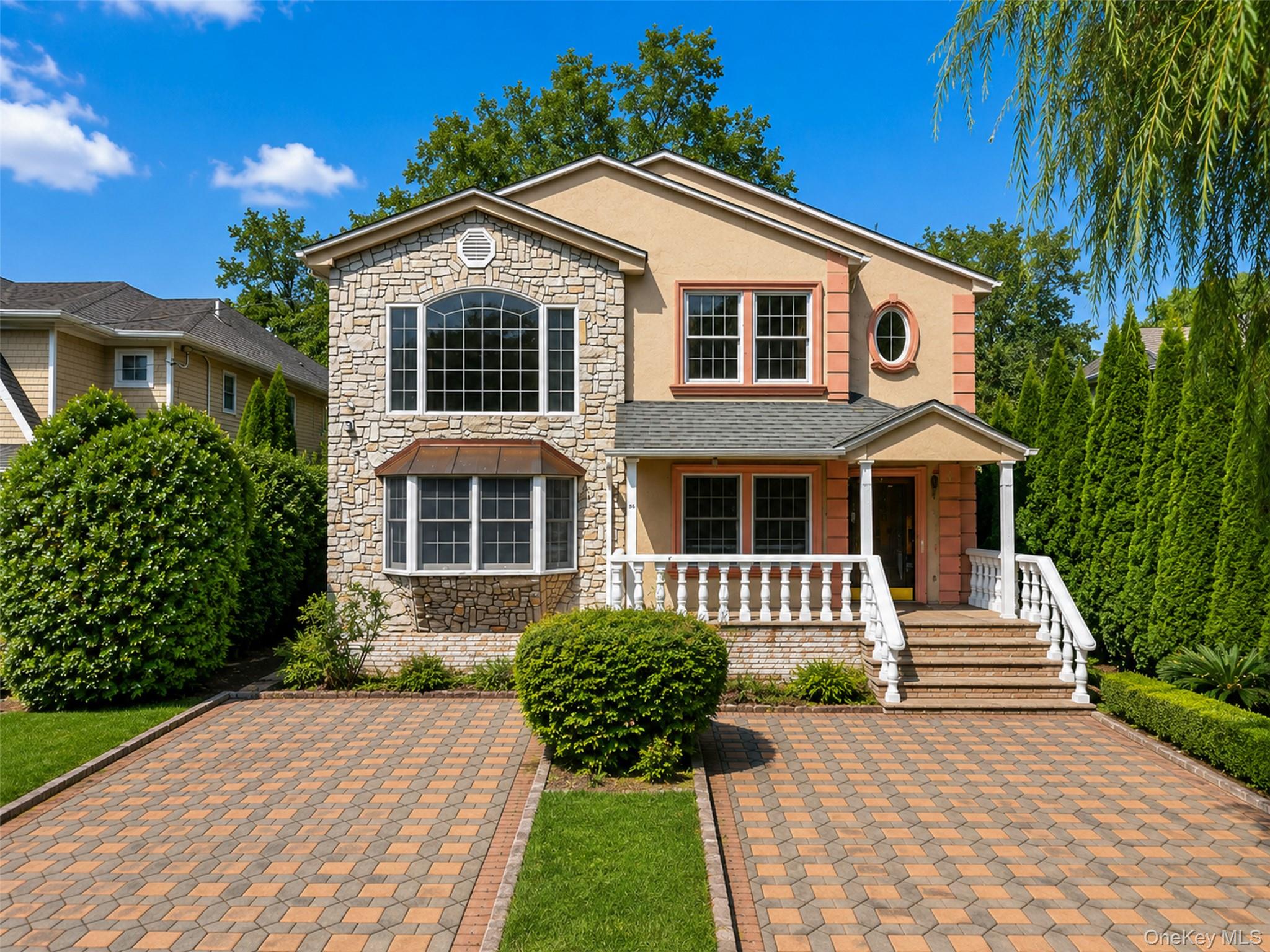 45 Yennicock Avenue – For Sale photo 2