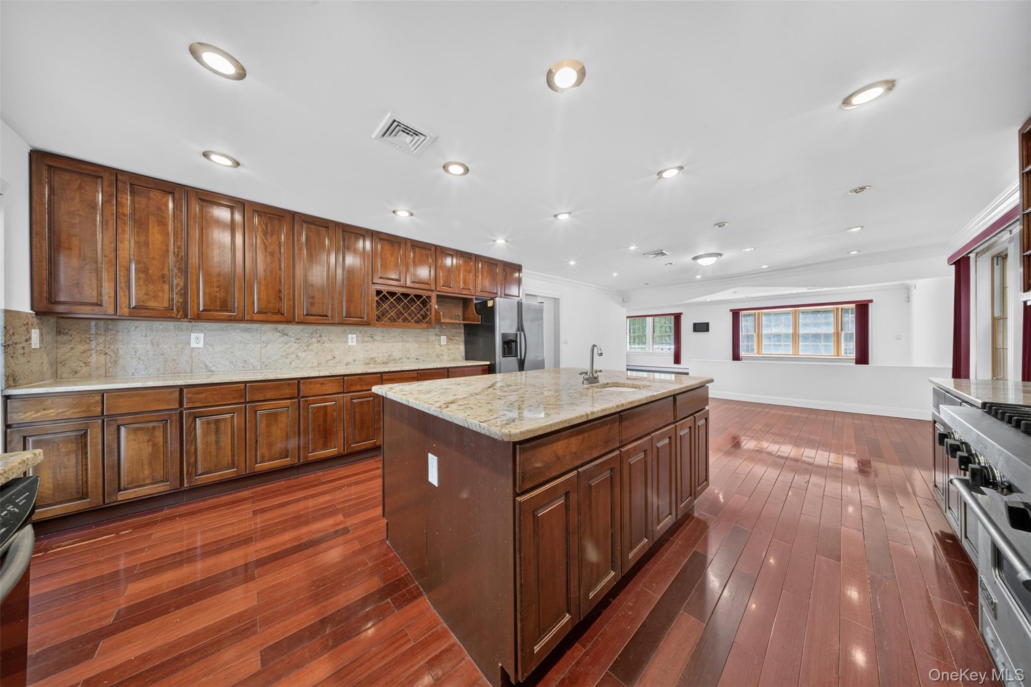 45 Yennicock Avenue – For Sale photo 16
