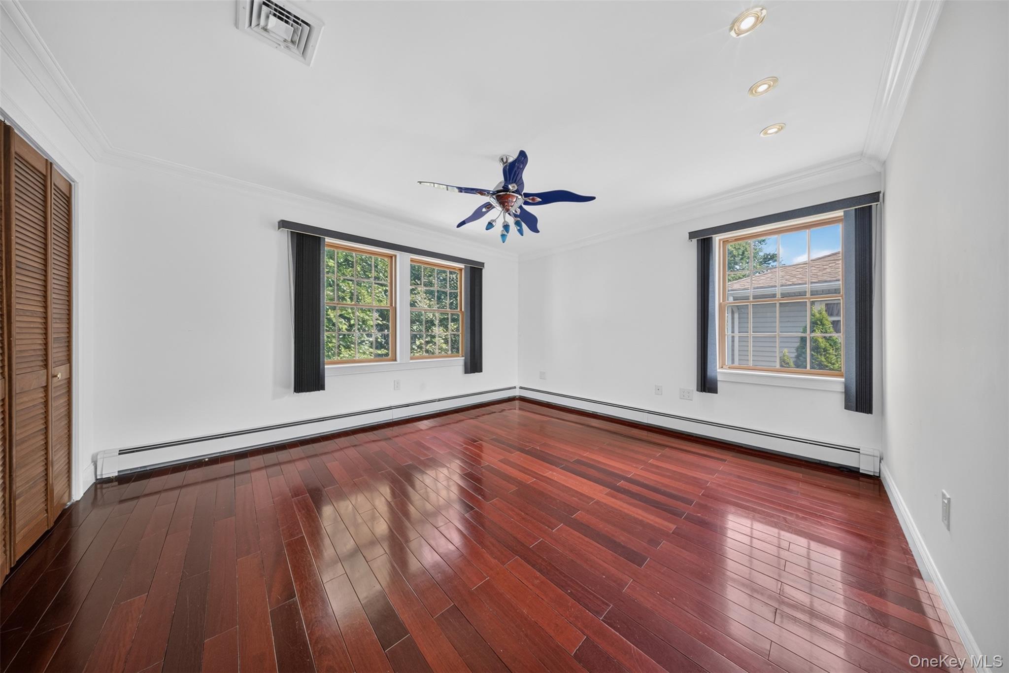 45 Yennicock Avenue – For Sale photo 32