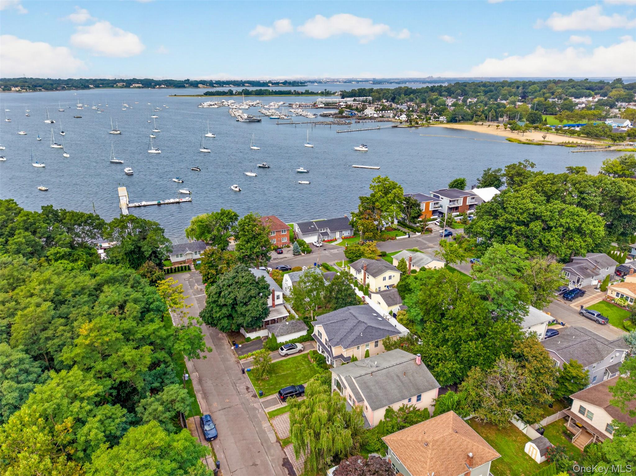 45 Yennicock Avenue – For Sale photo 42