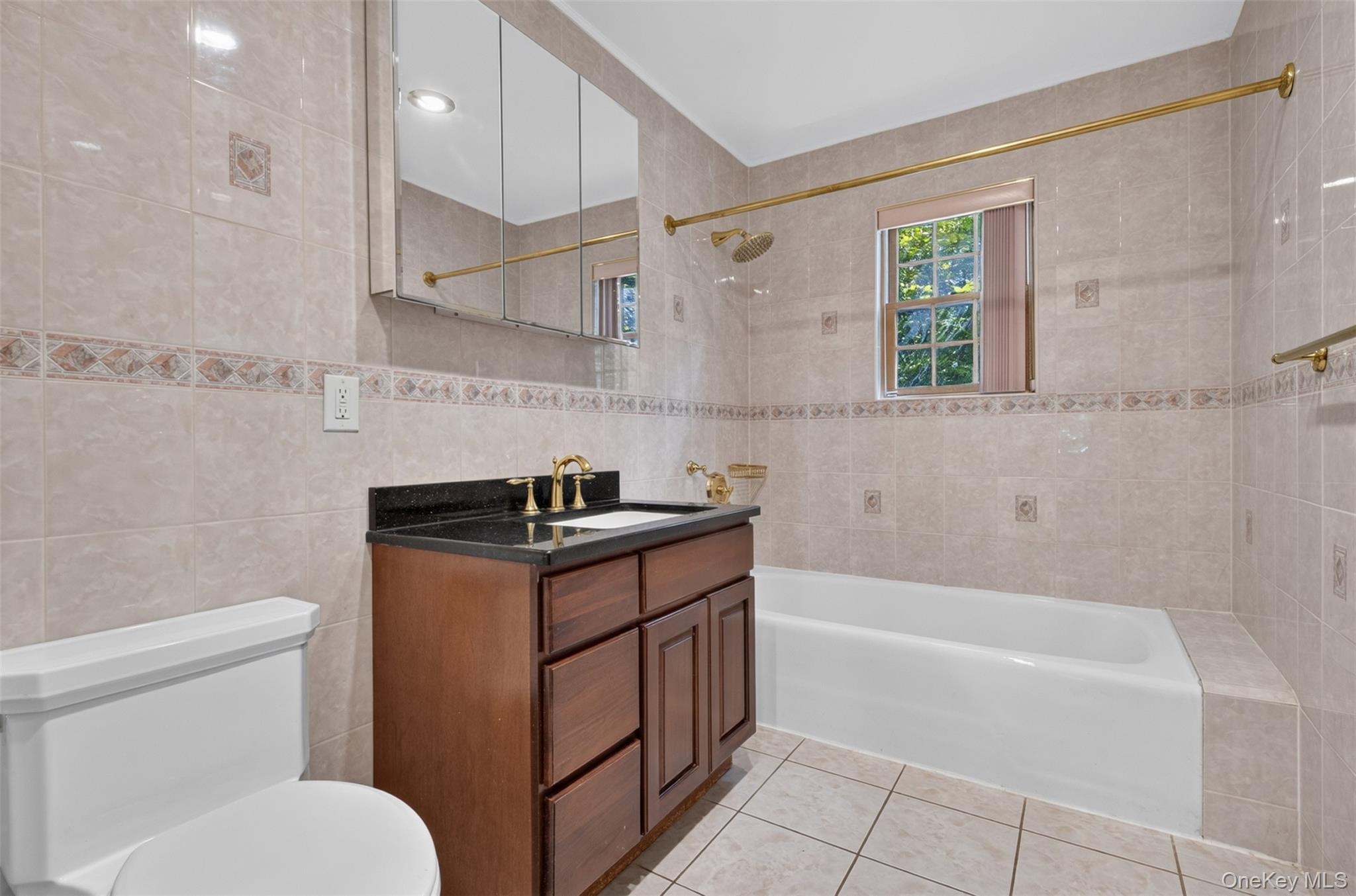 45 Yennicock Avenue – For Sale photo 19