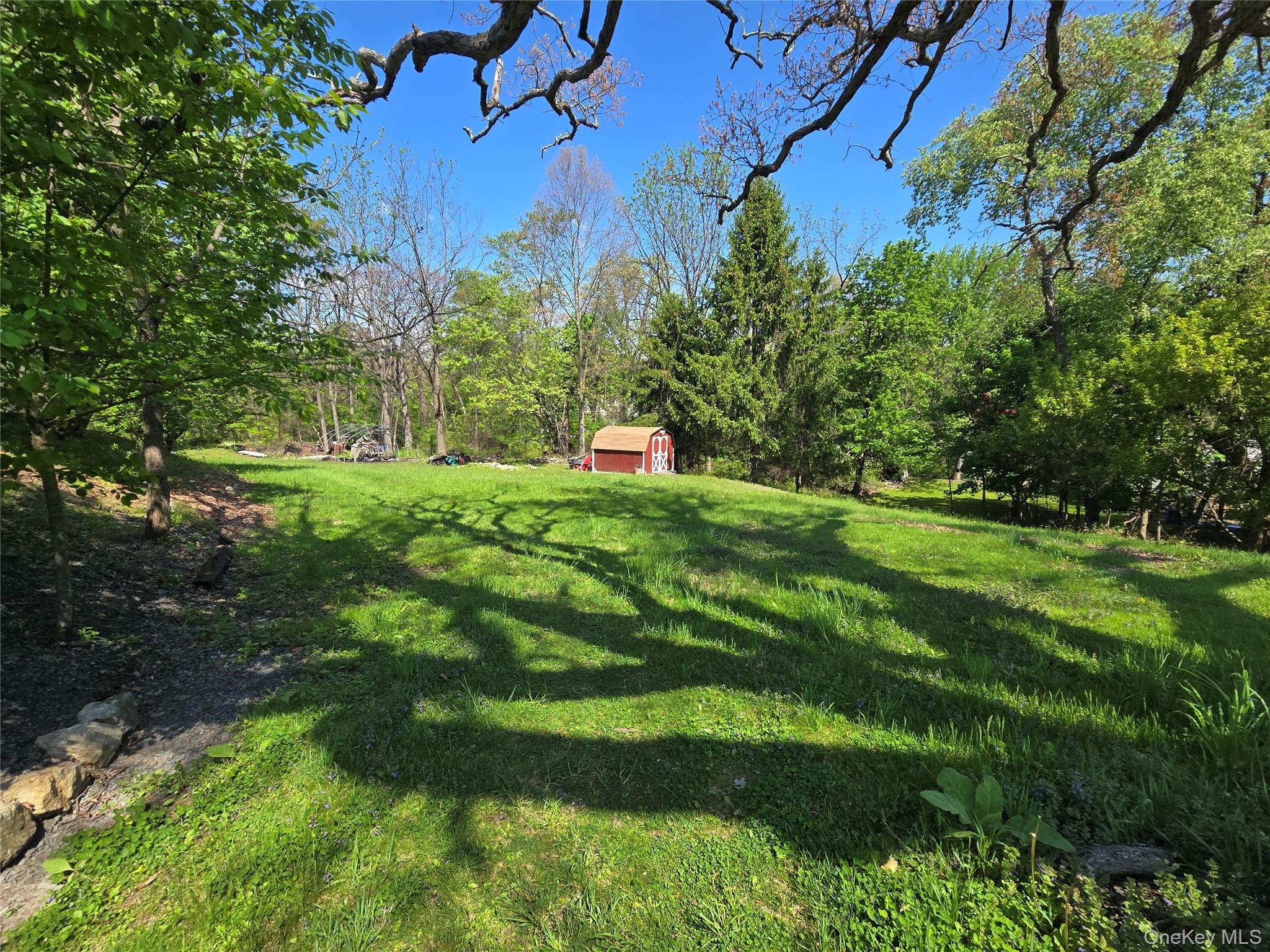 89 5th Avenue – For Sale photo 3