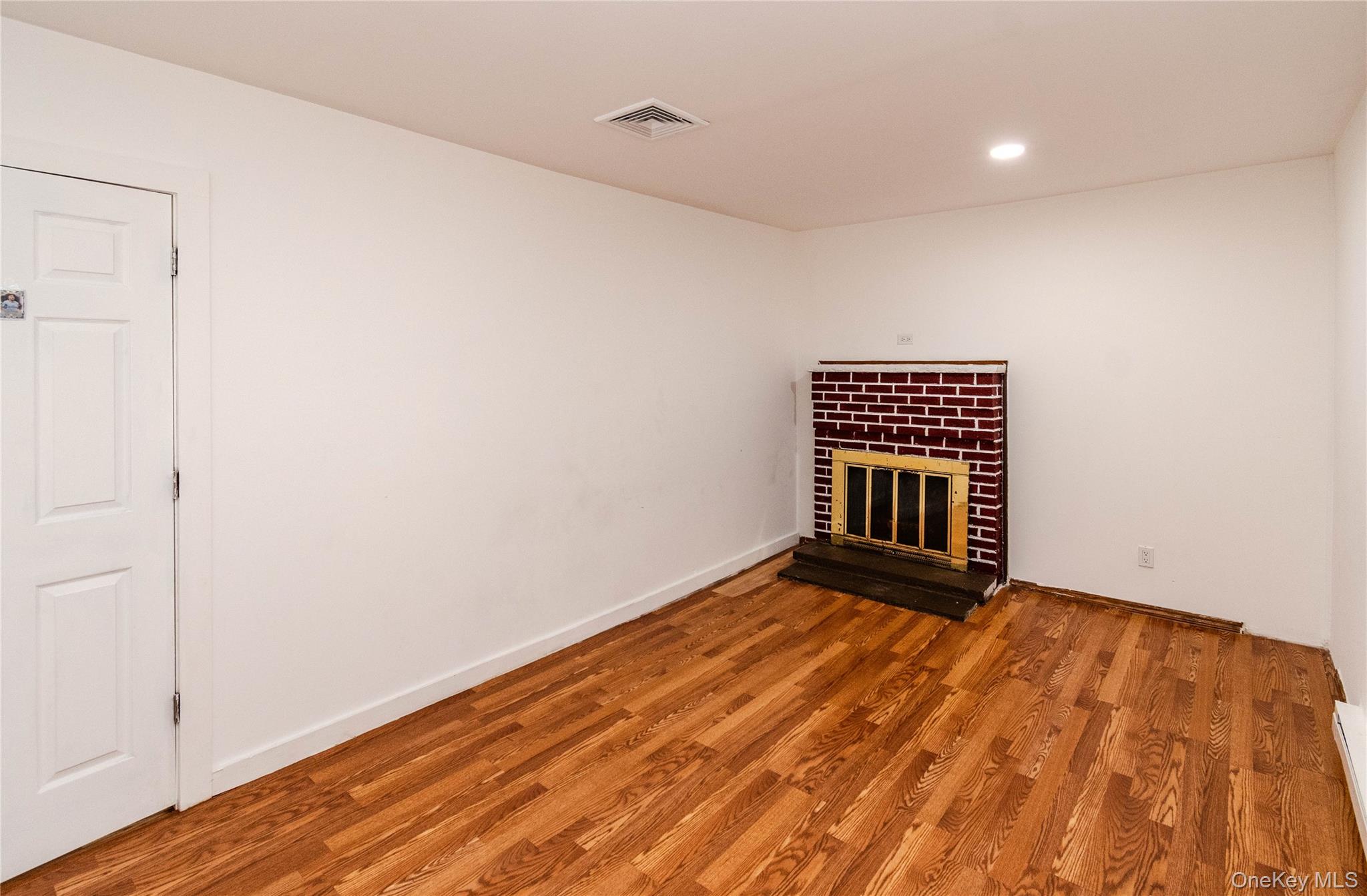 15 Maple Drive – For Sale photo 7