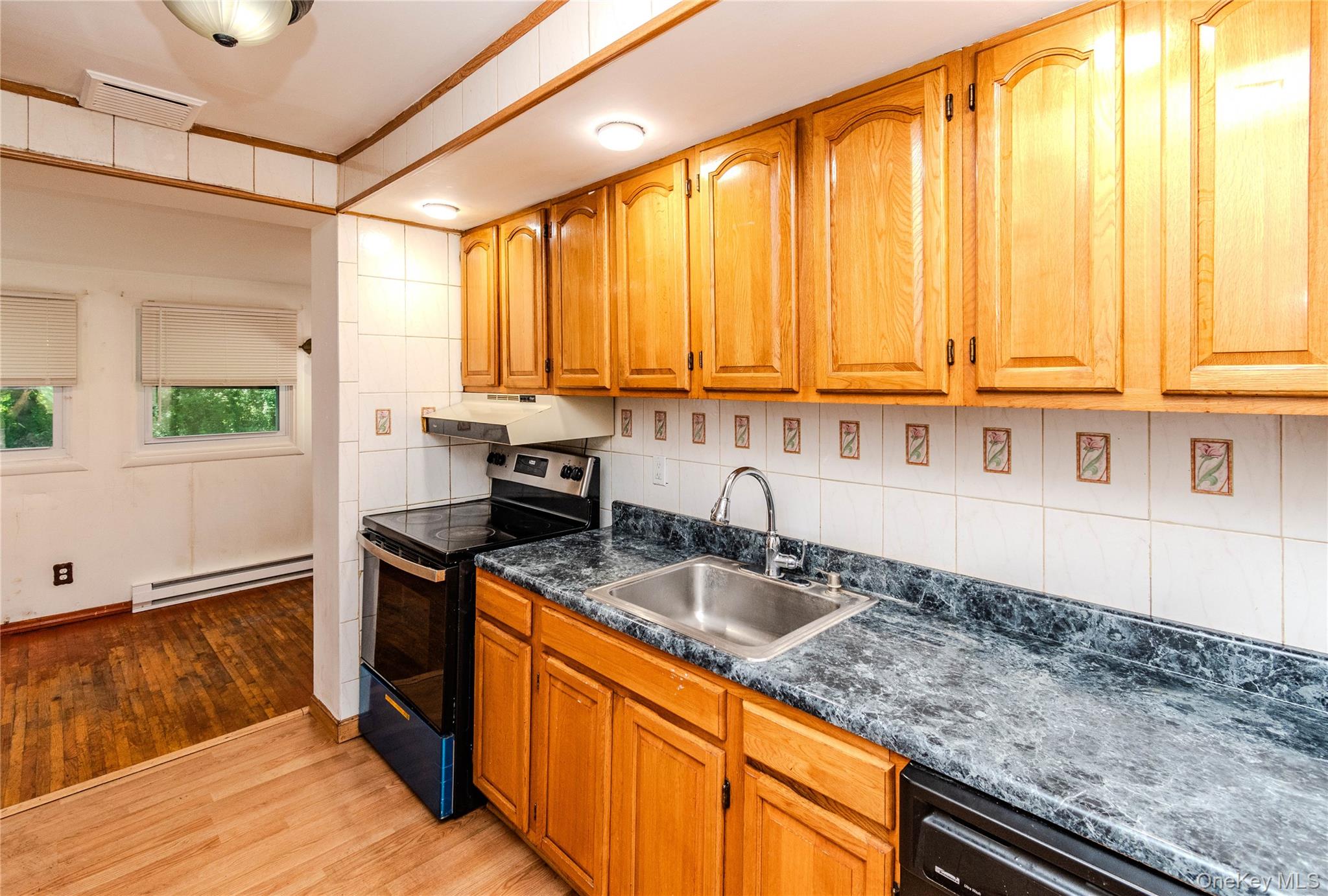15 Maple Drive – For Sale photo 18