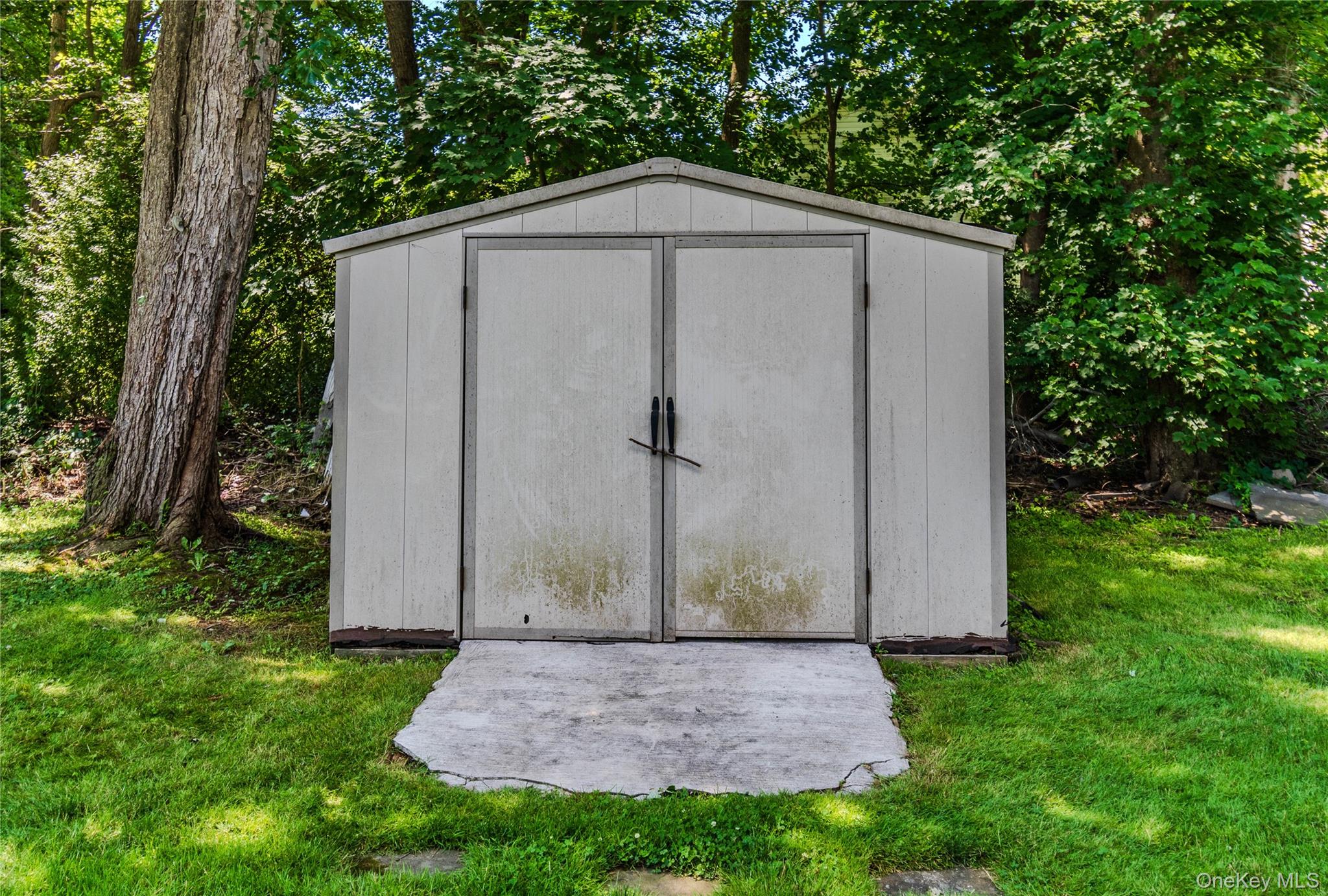 15 Maple Drive – For Sale photo 29