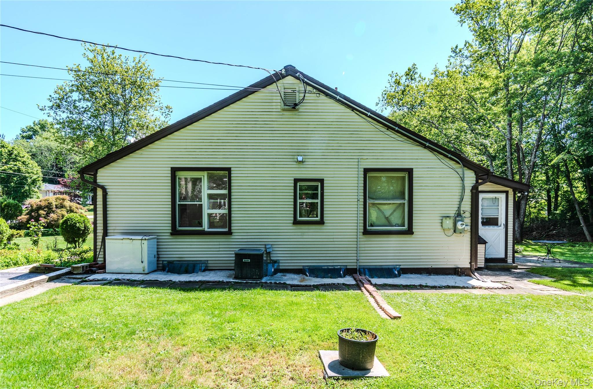 15 Maple Drive – For Sale photo 27