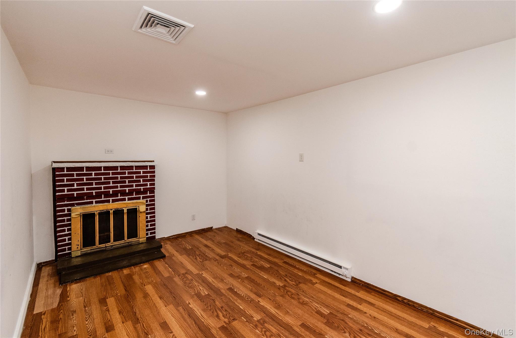 15 Maple Drive – For Sale photo 6