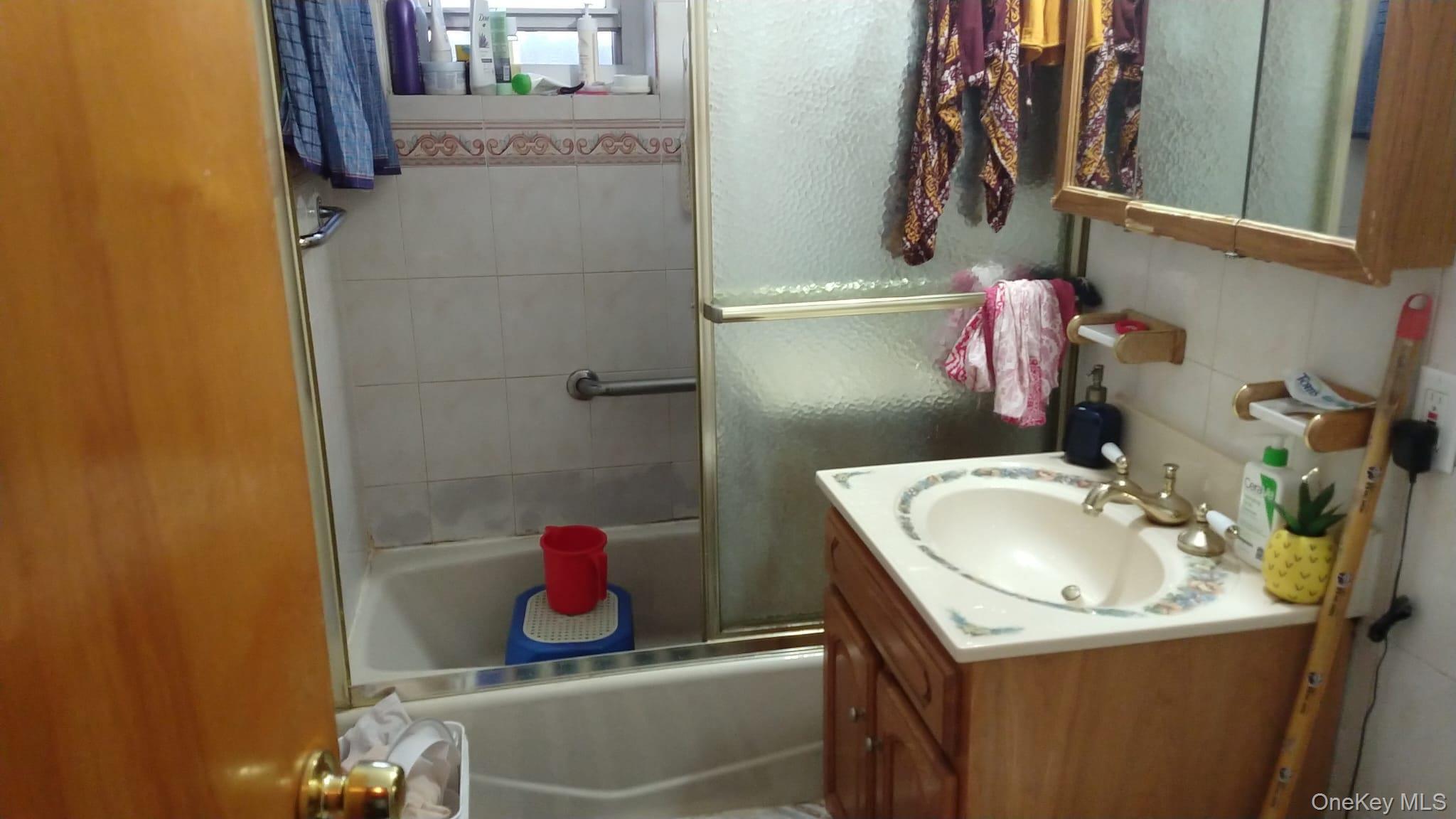 86-05 60th Road, Unit 3B photo 11