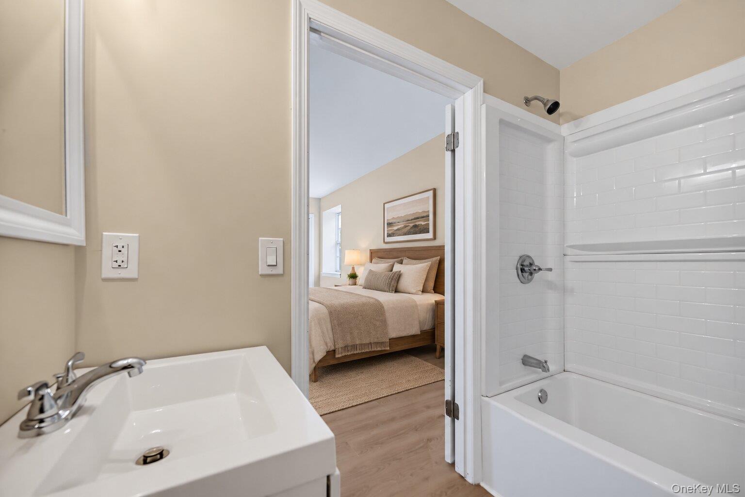 1175 Washington Green – For Sale photo 15