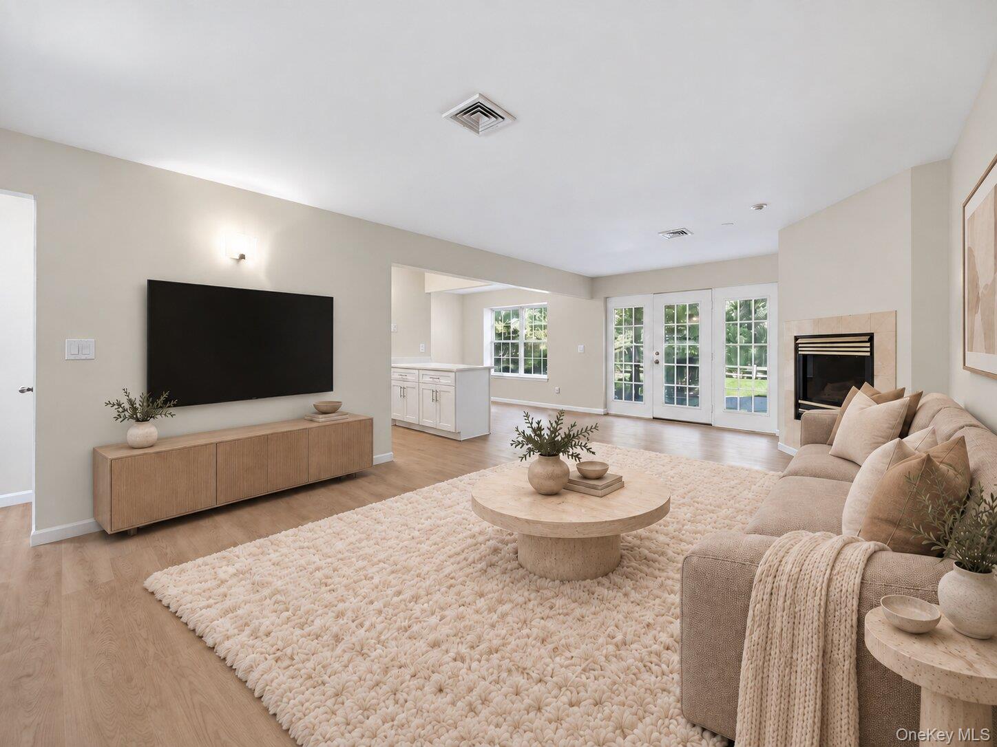 1175 Washington Green – For Sale photo 5