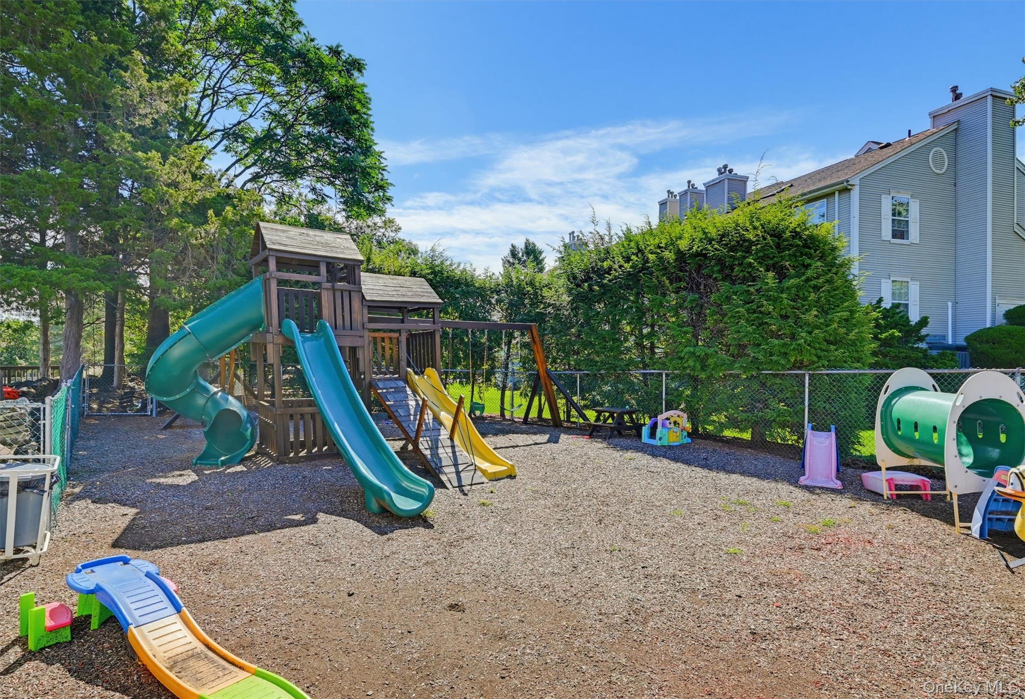 1175 Washington Green – For Sale photo 26