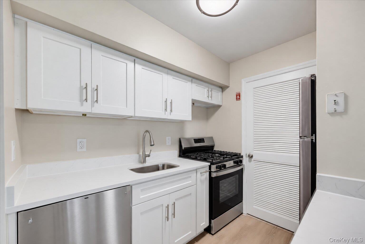 1175 Washington Green – For Sale photo 9