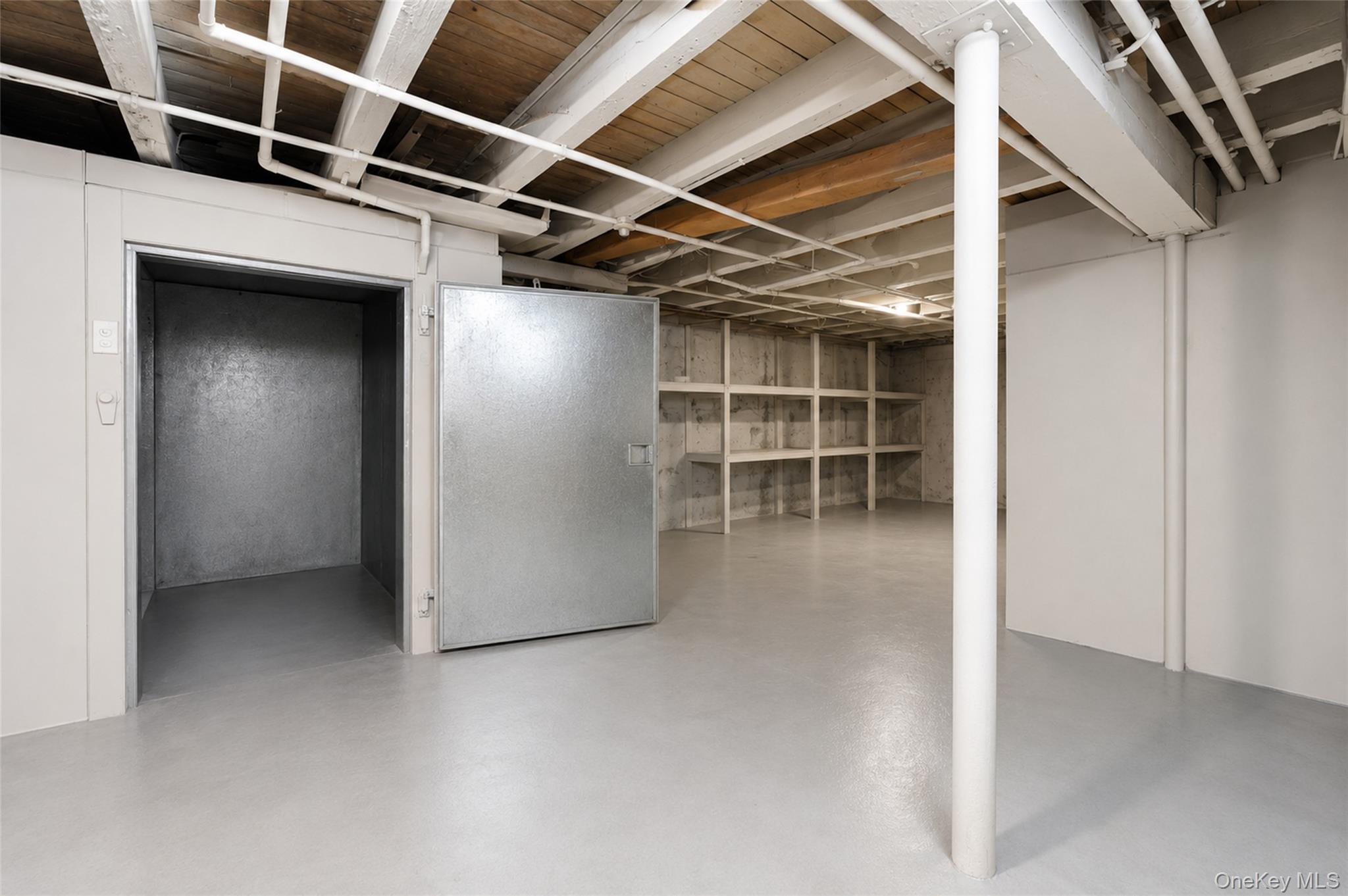 1077 Broadway, Unit Ground Flo photo 11