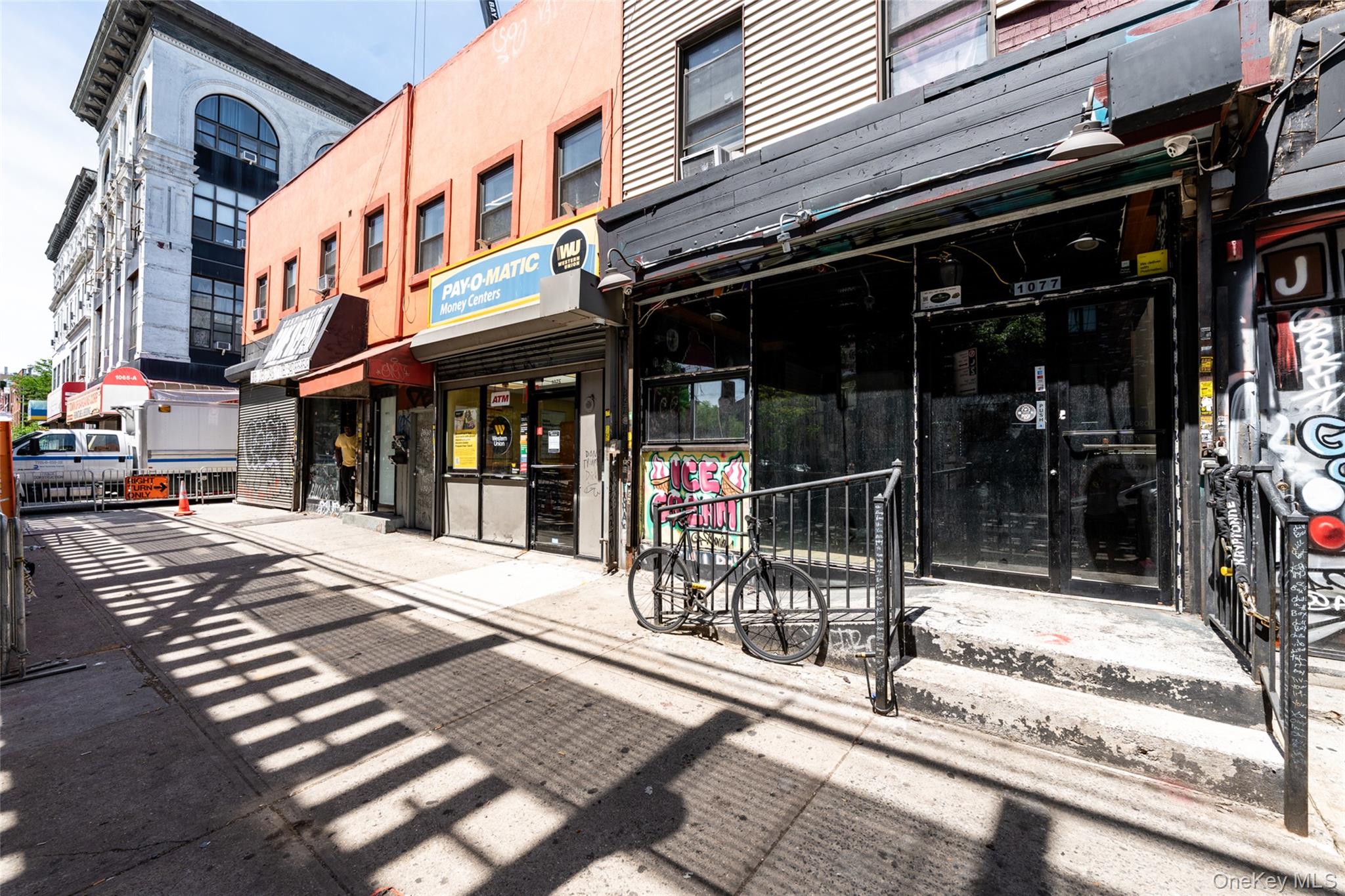 1077 Broadway, Unit Ground Flo