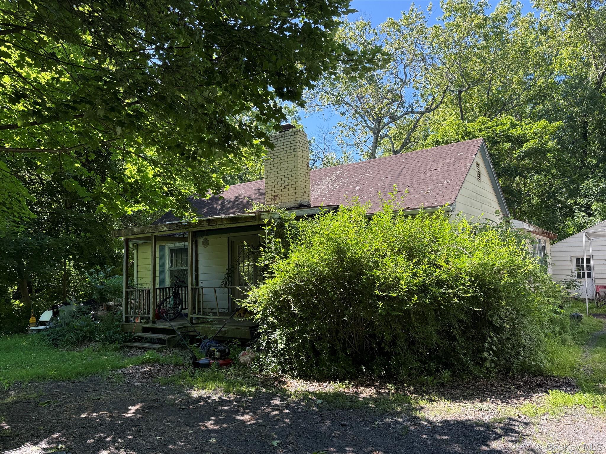 611 S Plank Road – For Sale