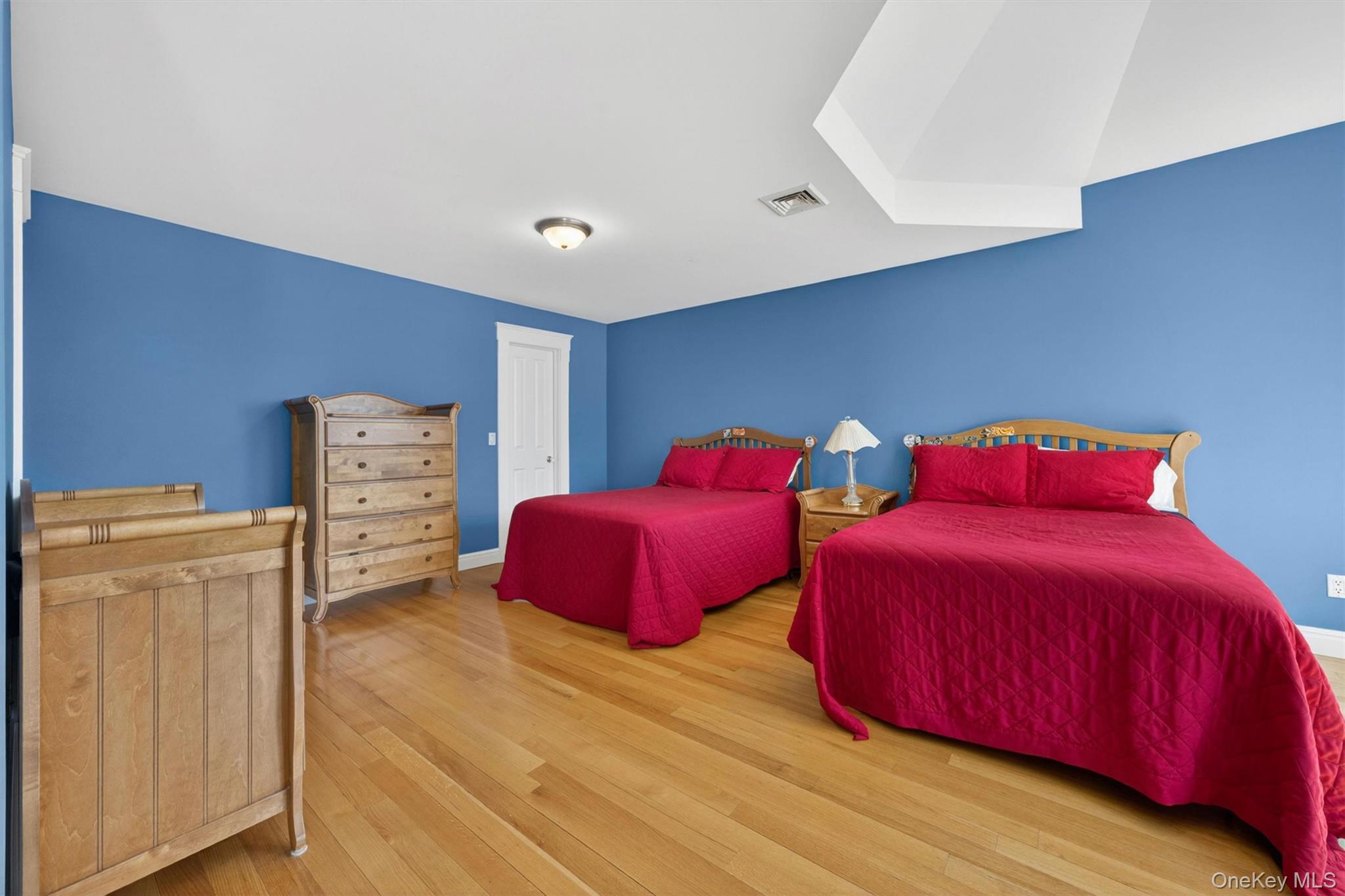 22 Goshen Road – For Sale photo 37