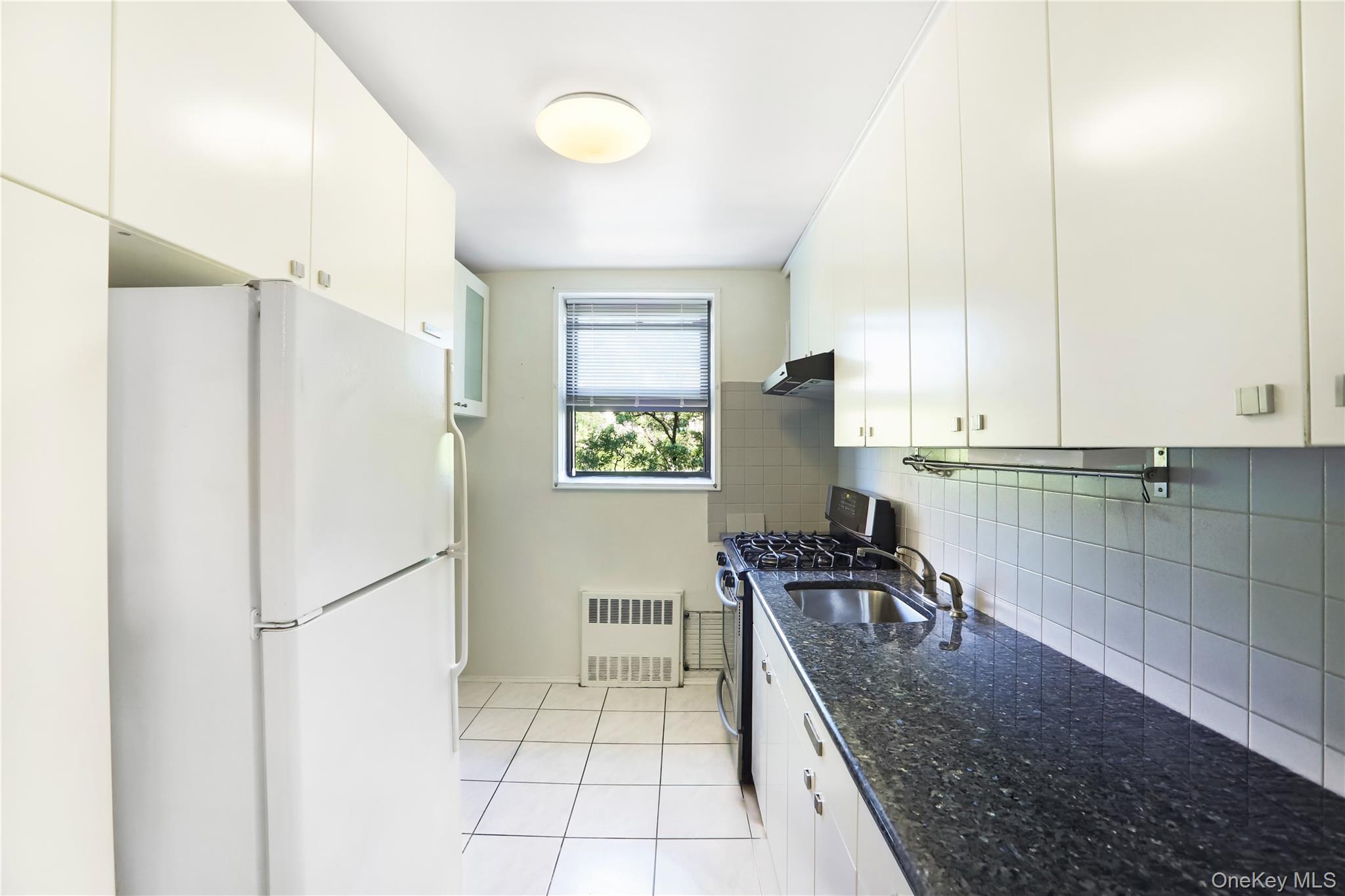 488 Ocean Parkway, Unit 3B photo 3