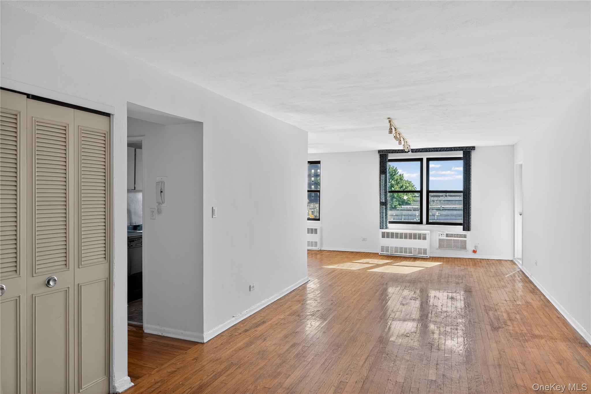 87-10 51st Avenue, Unit 7A photo 5