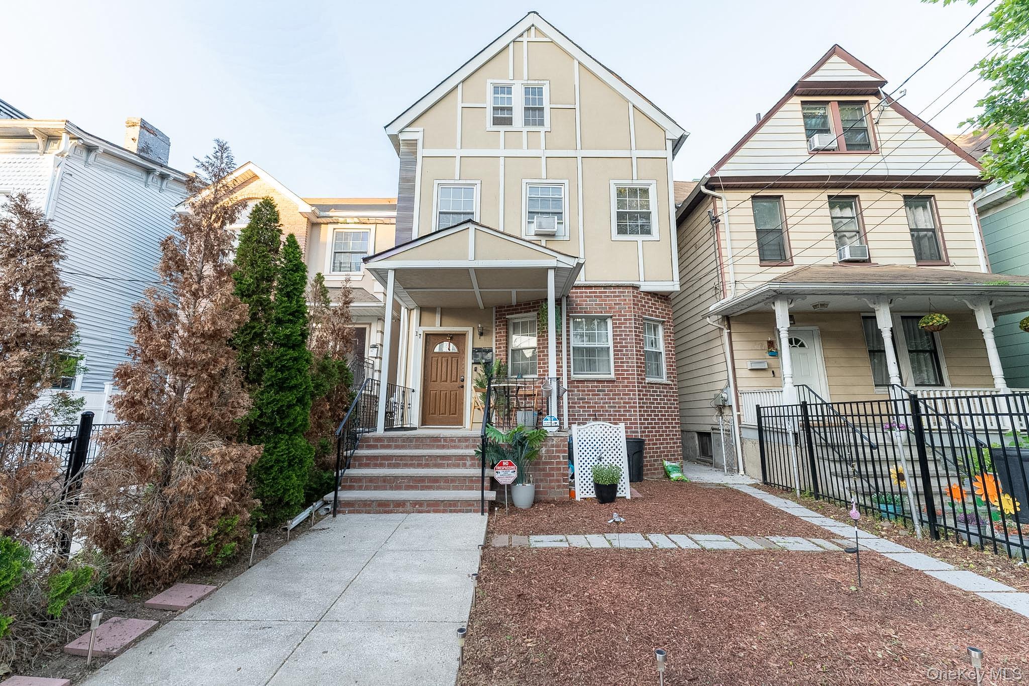17 S 7th Avenue – For Sale photo 3