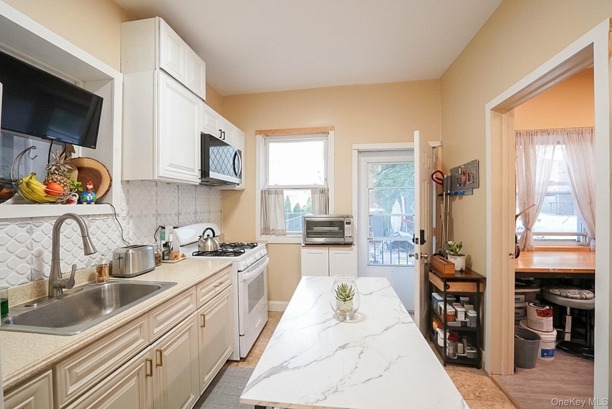 17 S 7th Avenue – For Sale photo 21