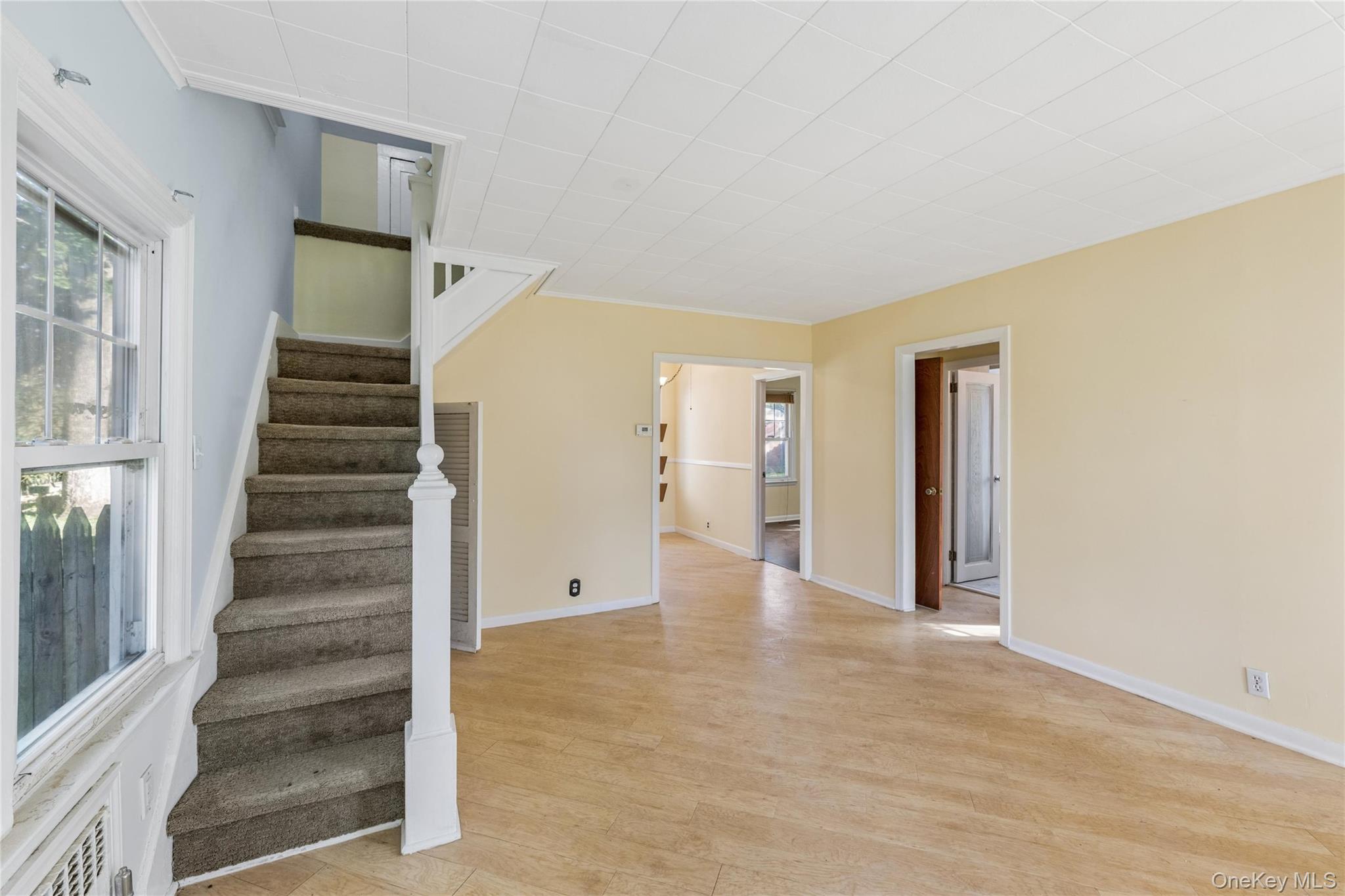 36 Lakeview Court – For Sale photo 5