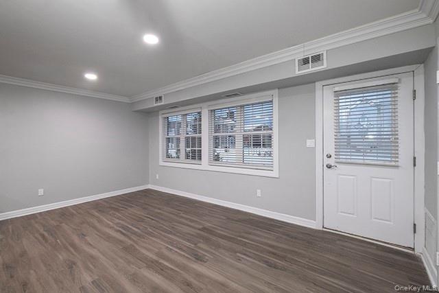 1355 Roanoke Avenue, Unit 7G photo 5