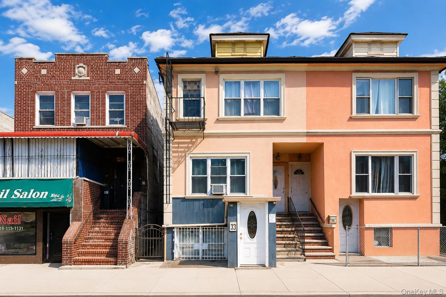 33 Avenue U – For Sale