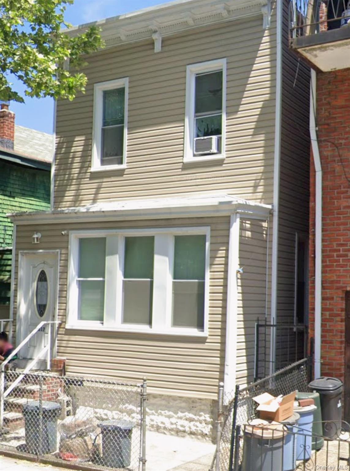 4317 53rd Street – For Sale