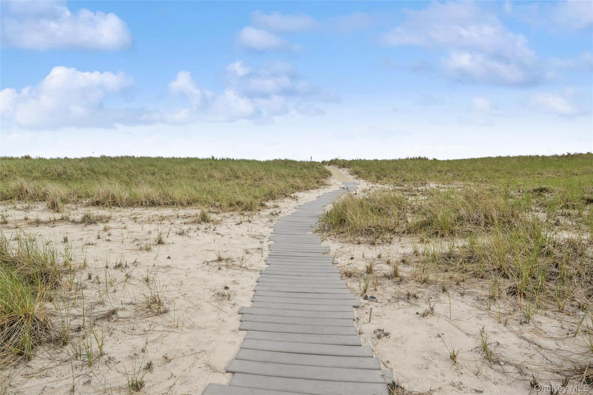 281 Dune Road, Unit 17B photo 23