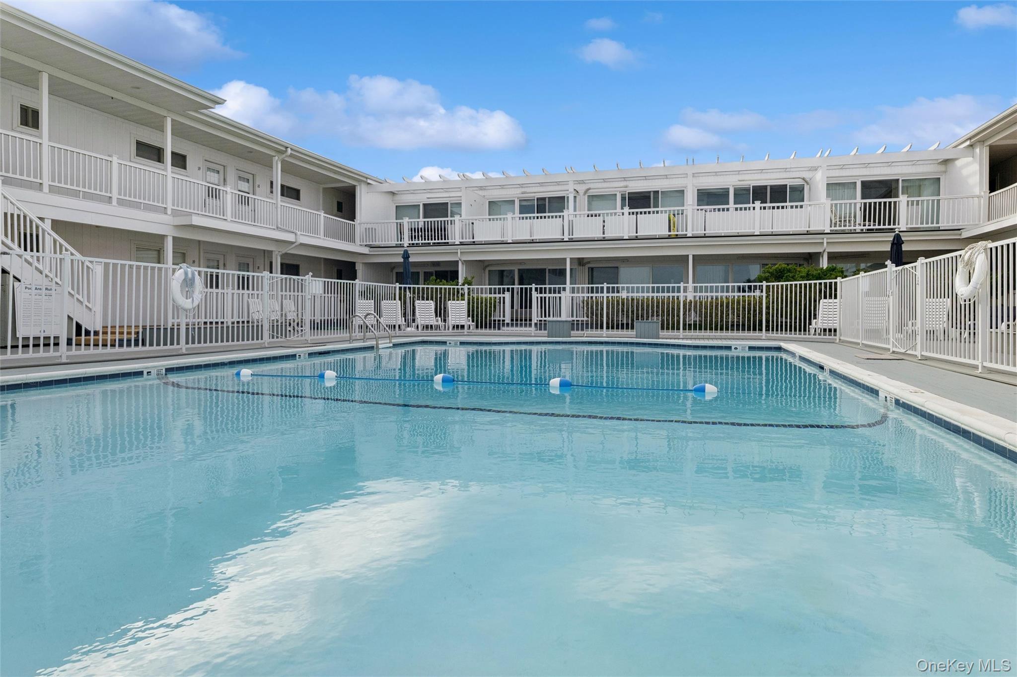 281 Dune Road, Unit 17B photo 20