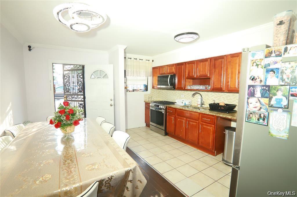 71-38 147th Street, Unit 27A photo 2
