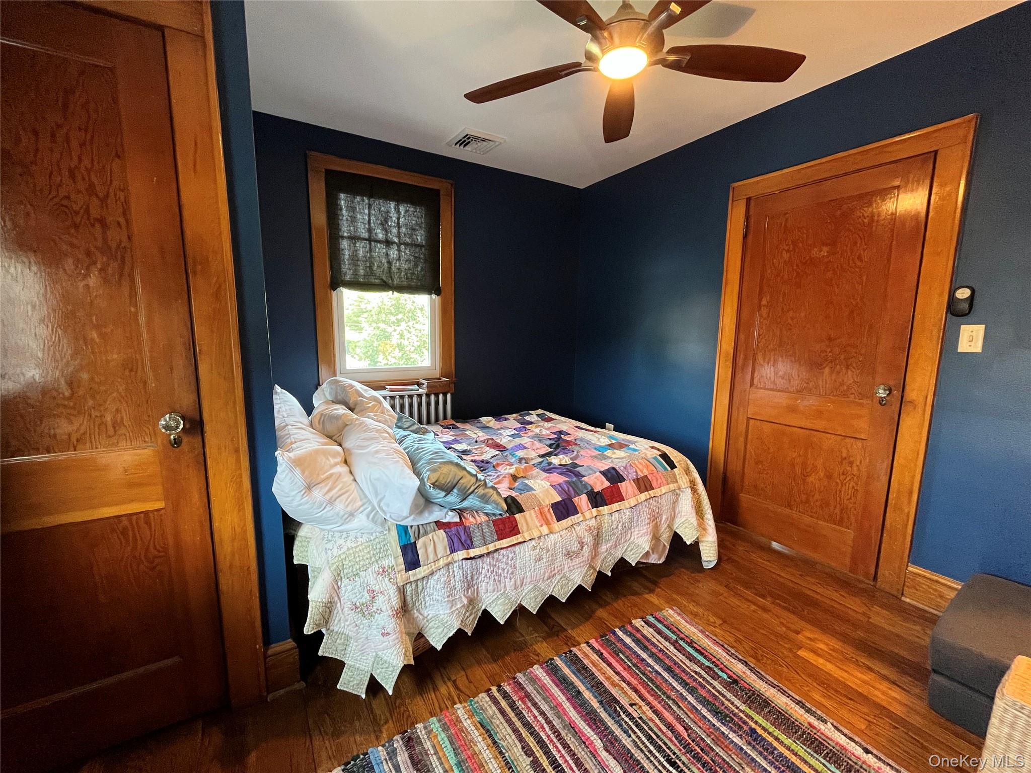 10 Vine Street – For Sale photo 16