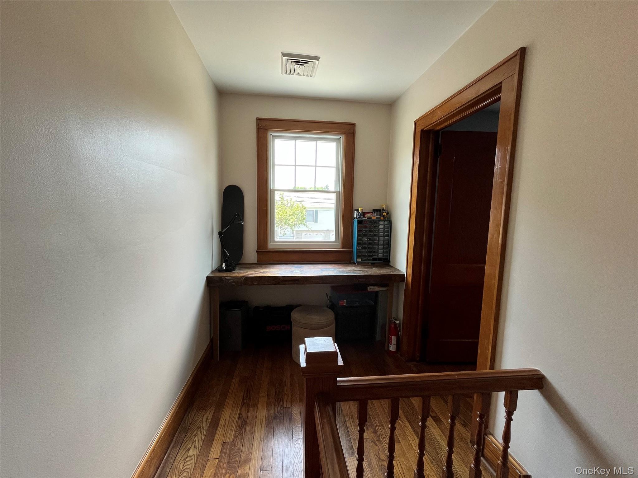 10 Vine Street – For Sale photo 18