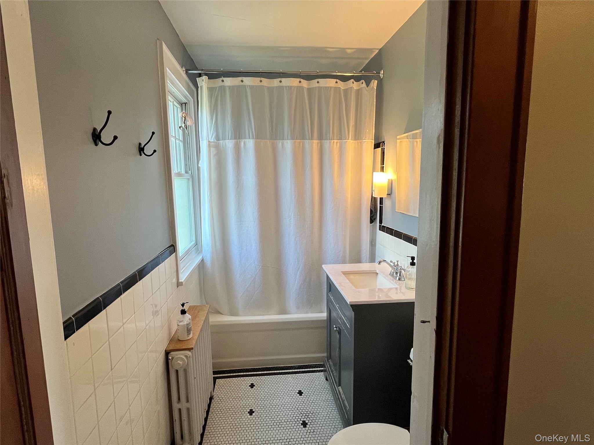 10 Vine Street – For Sale photo 19