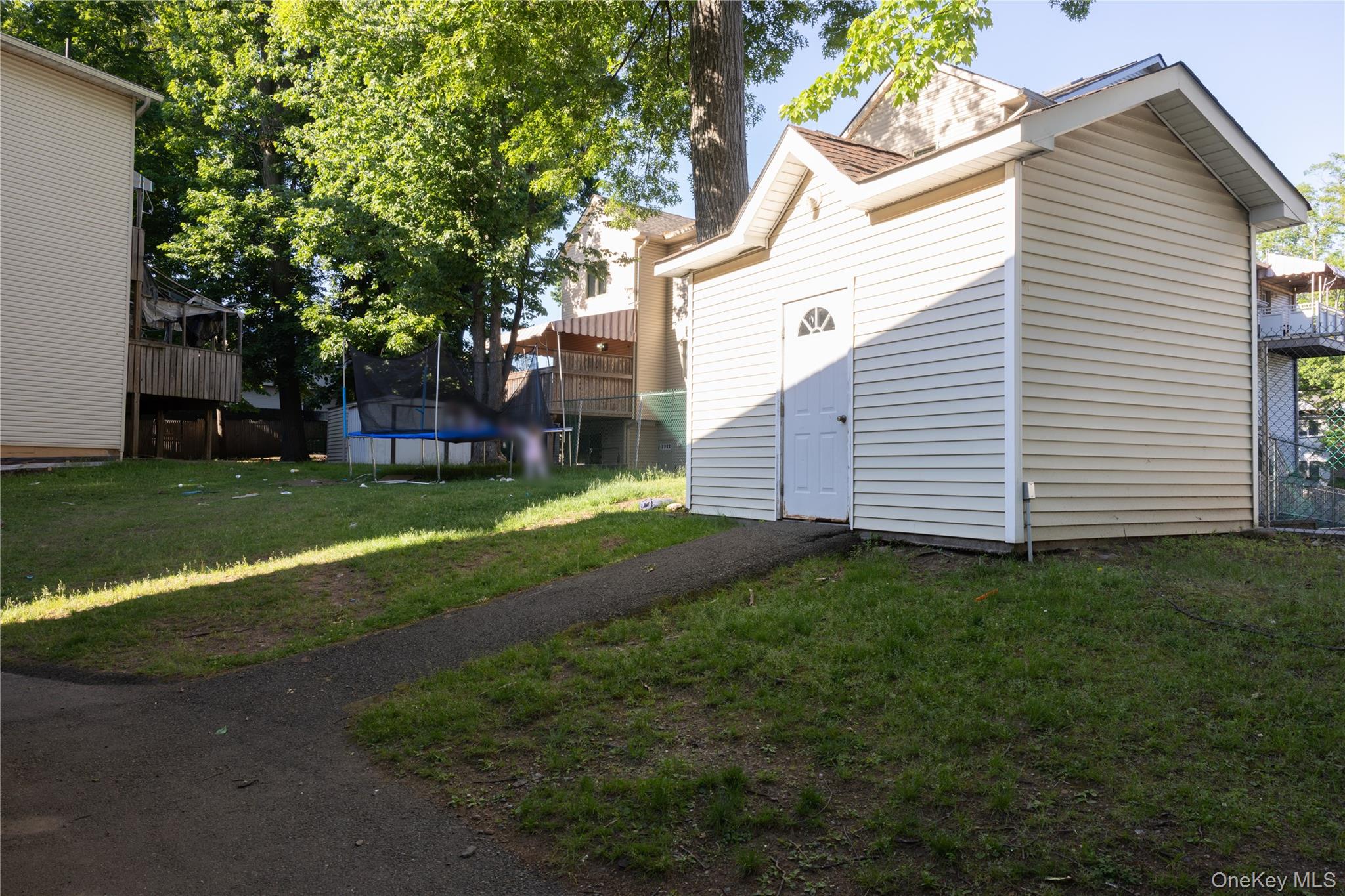 4 Rita Avenue, Unit B photo 4