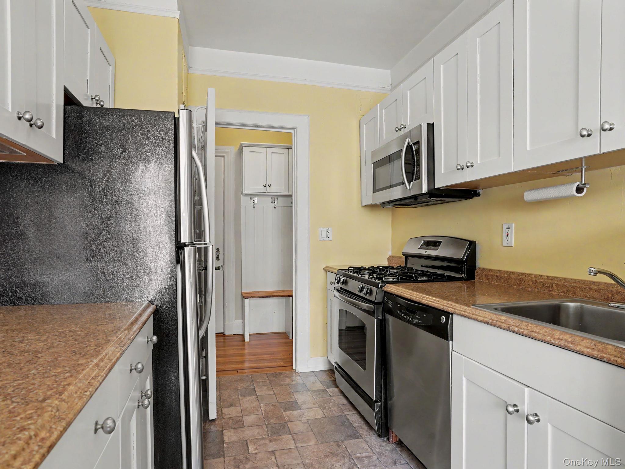 2 Westchester Avenue, Unit 4J photo 10