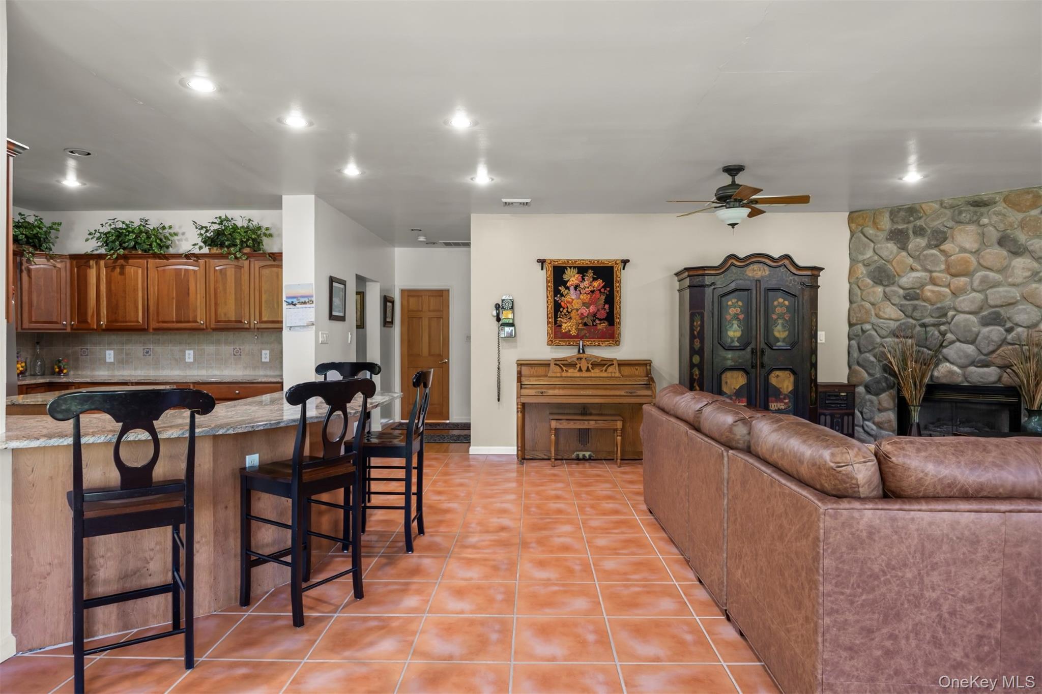 41 Flint Road – For Sale photo 6